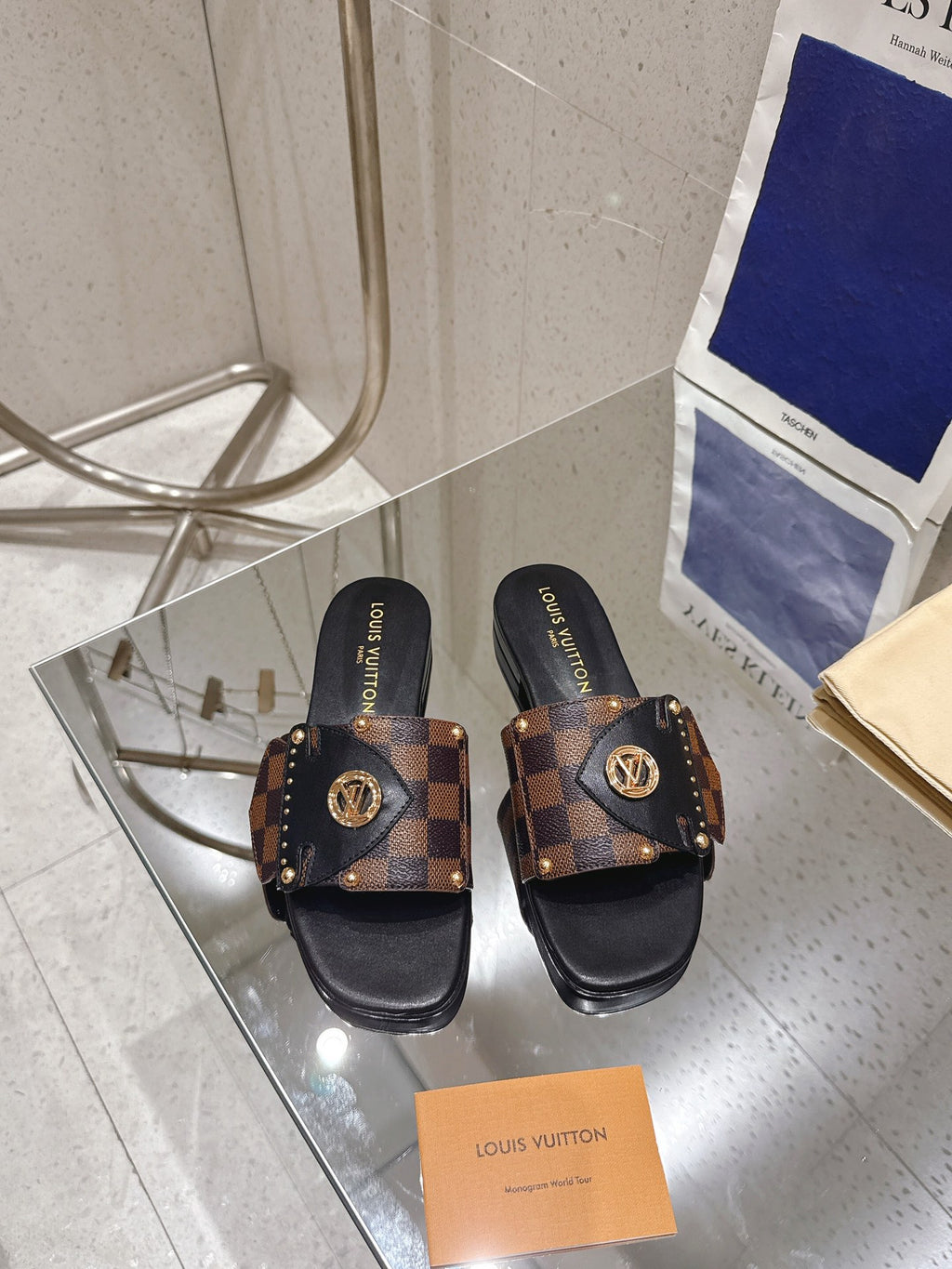 L new fashion flat slippers 0725040906