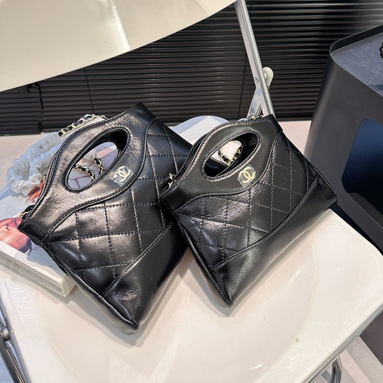 31 Bag 1824081301