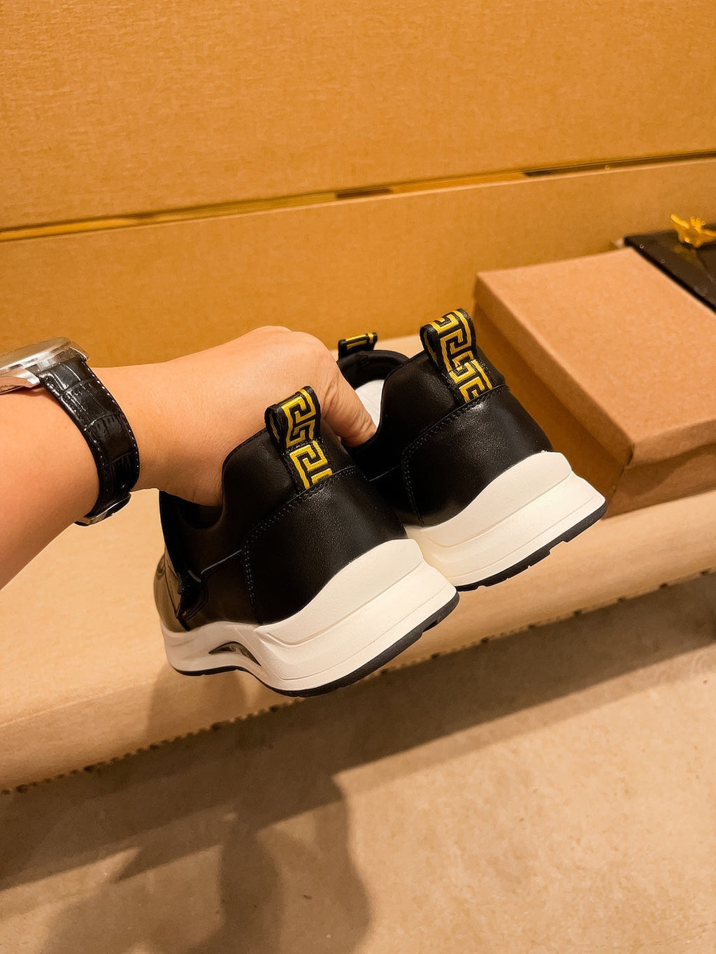 VS Men's Fashion Sneakers 072605806