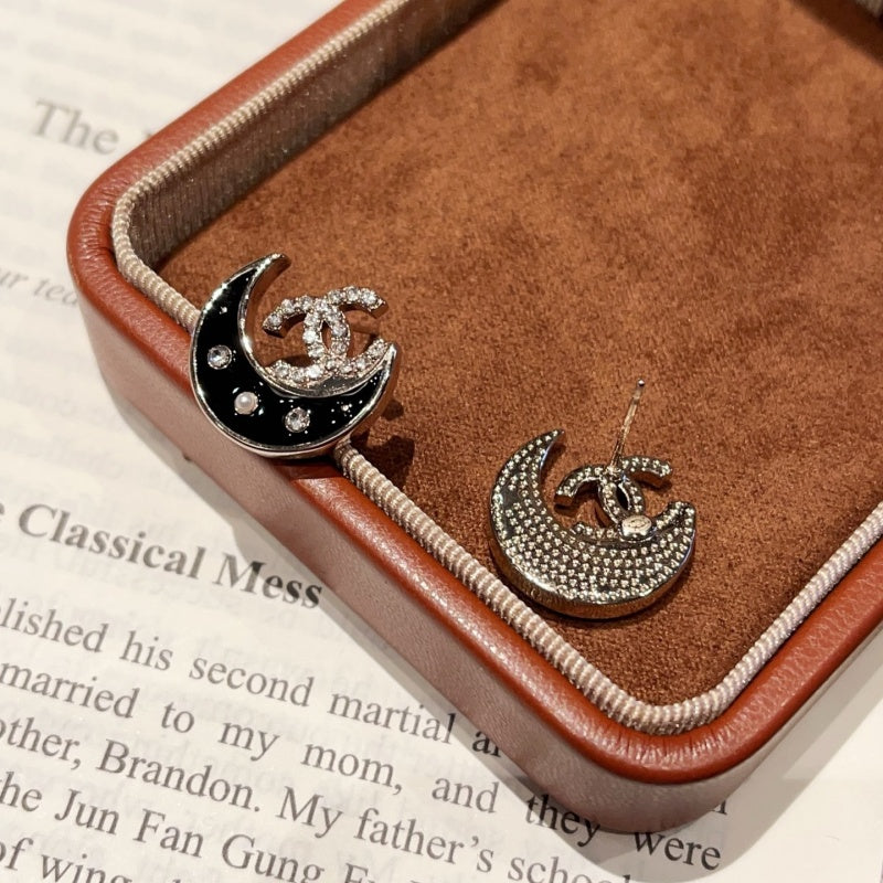 Women's Luxury Moon Shape Crystal Stud Earrings XZ1326092809