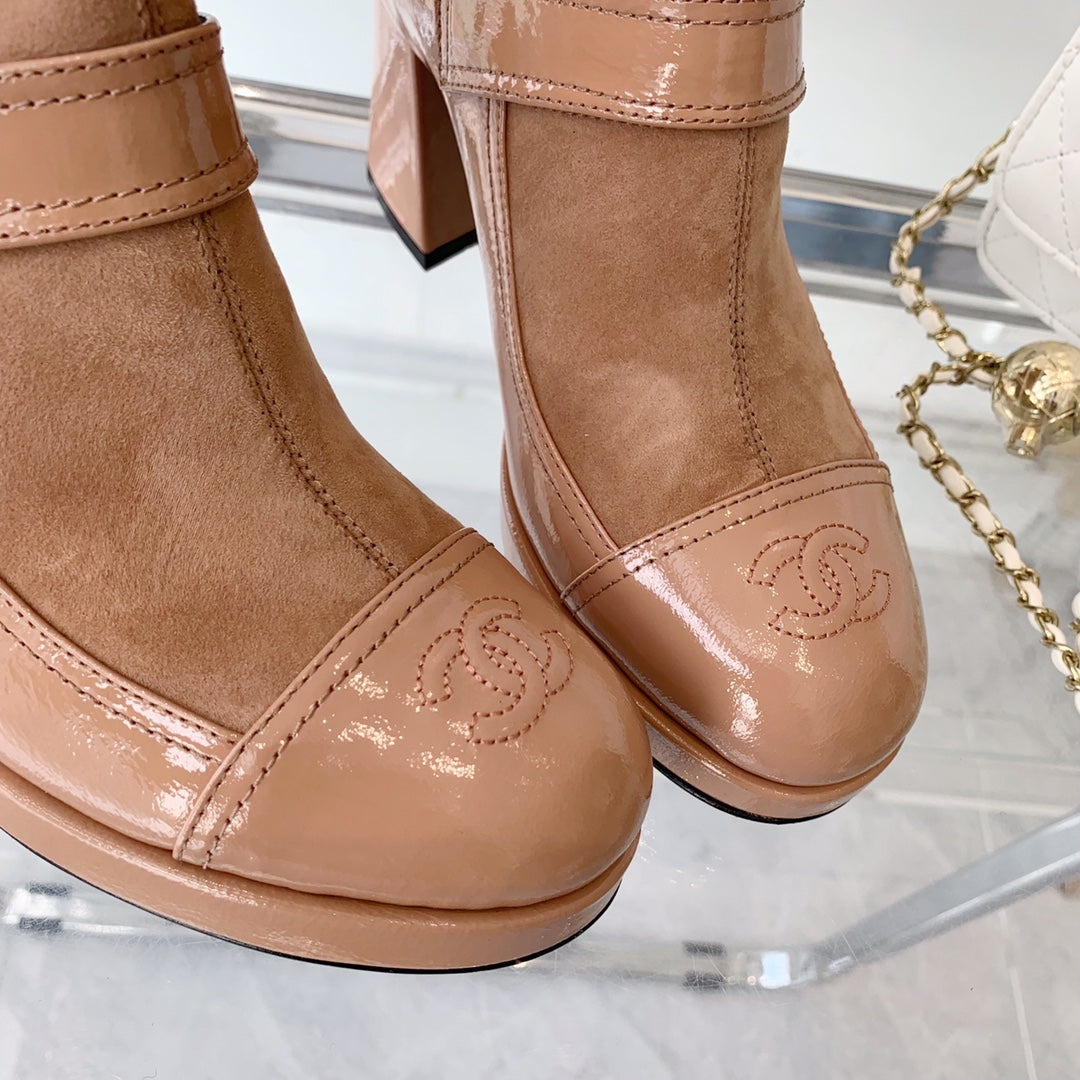 Fashionable Leather and Suede Boots 0724102318