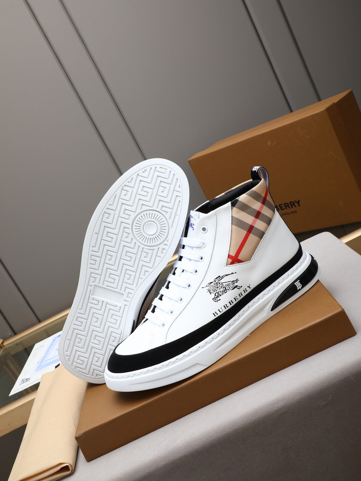 New high-top athletic casual shoes 0725122903