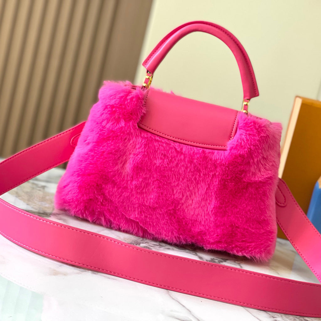 Luxurious mink fur shoulder and crossbody bag XC0723112701