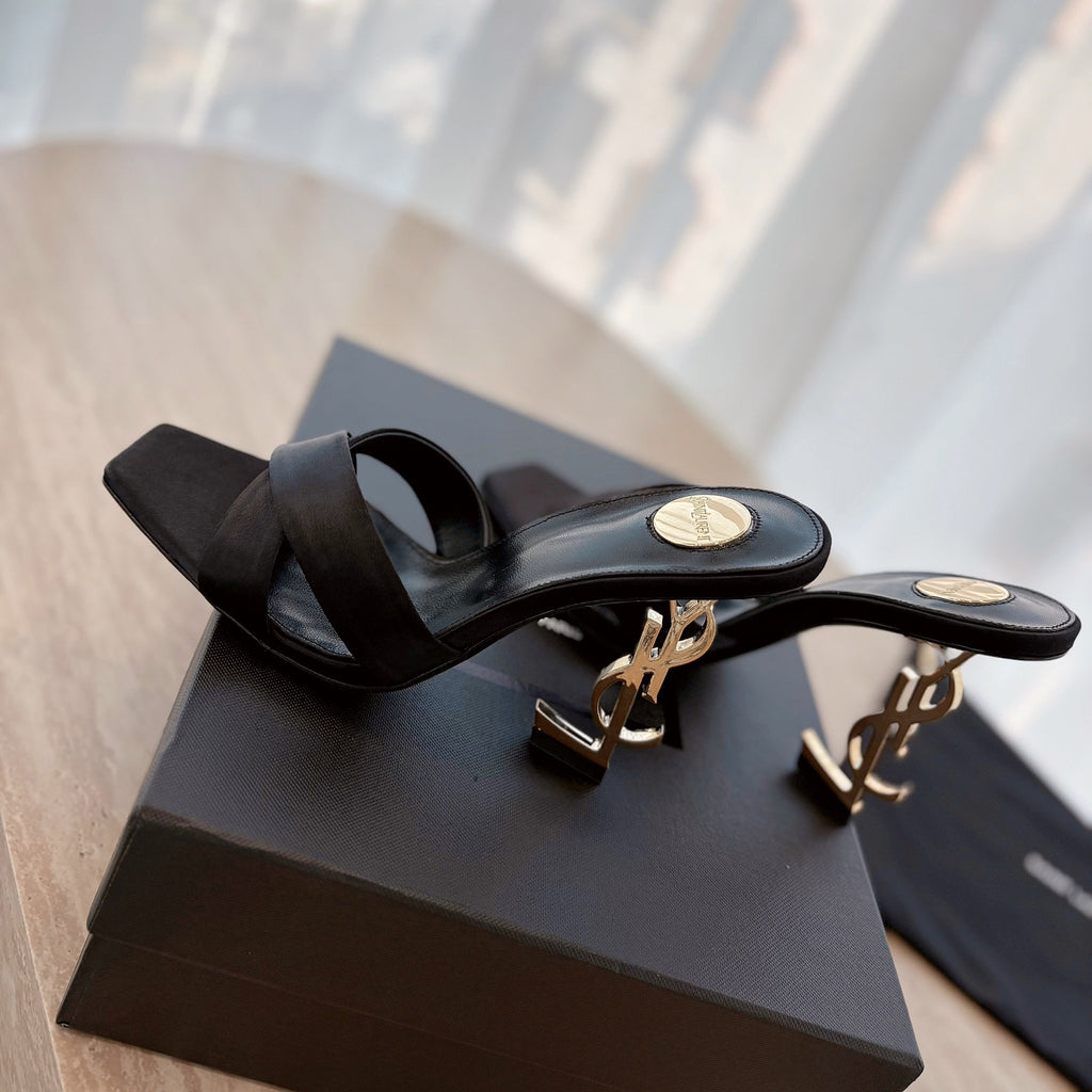 Women's stylish luxury  high heels