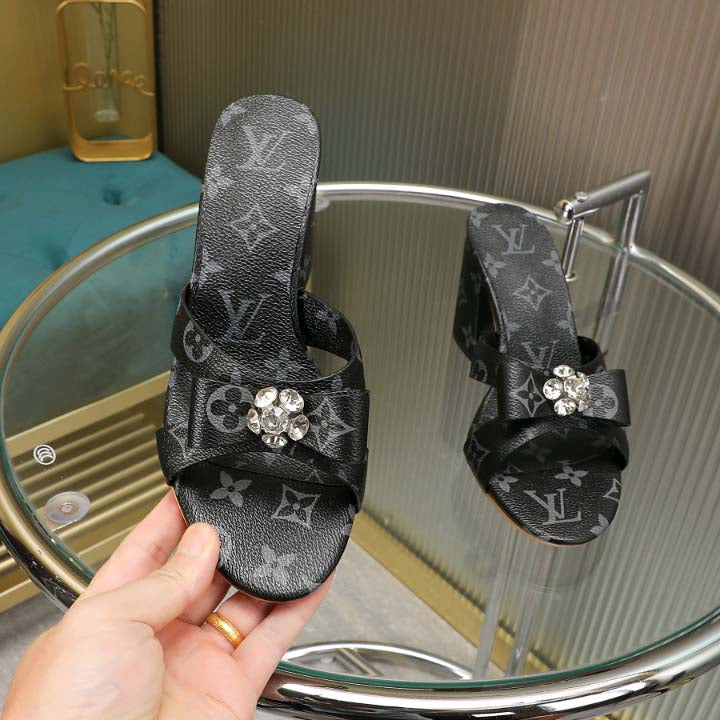 Classic all-match high-heeled sandals SXC05305