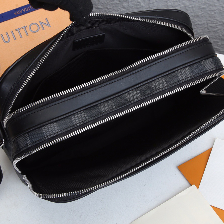 New Men's Fashion Hot Sale Versatile One Shoulder Messenger Bag