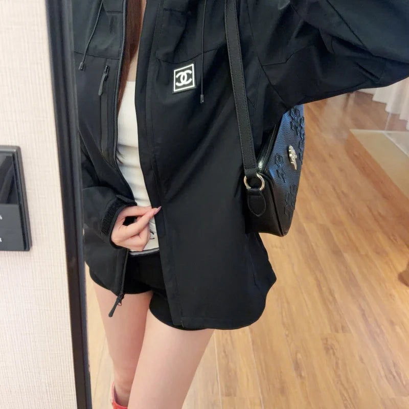 CH New Fashion Women Hooded Windbreaker Jacket XC1326090418