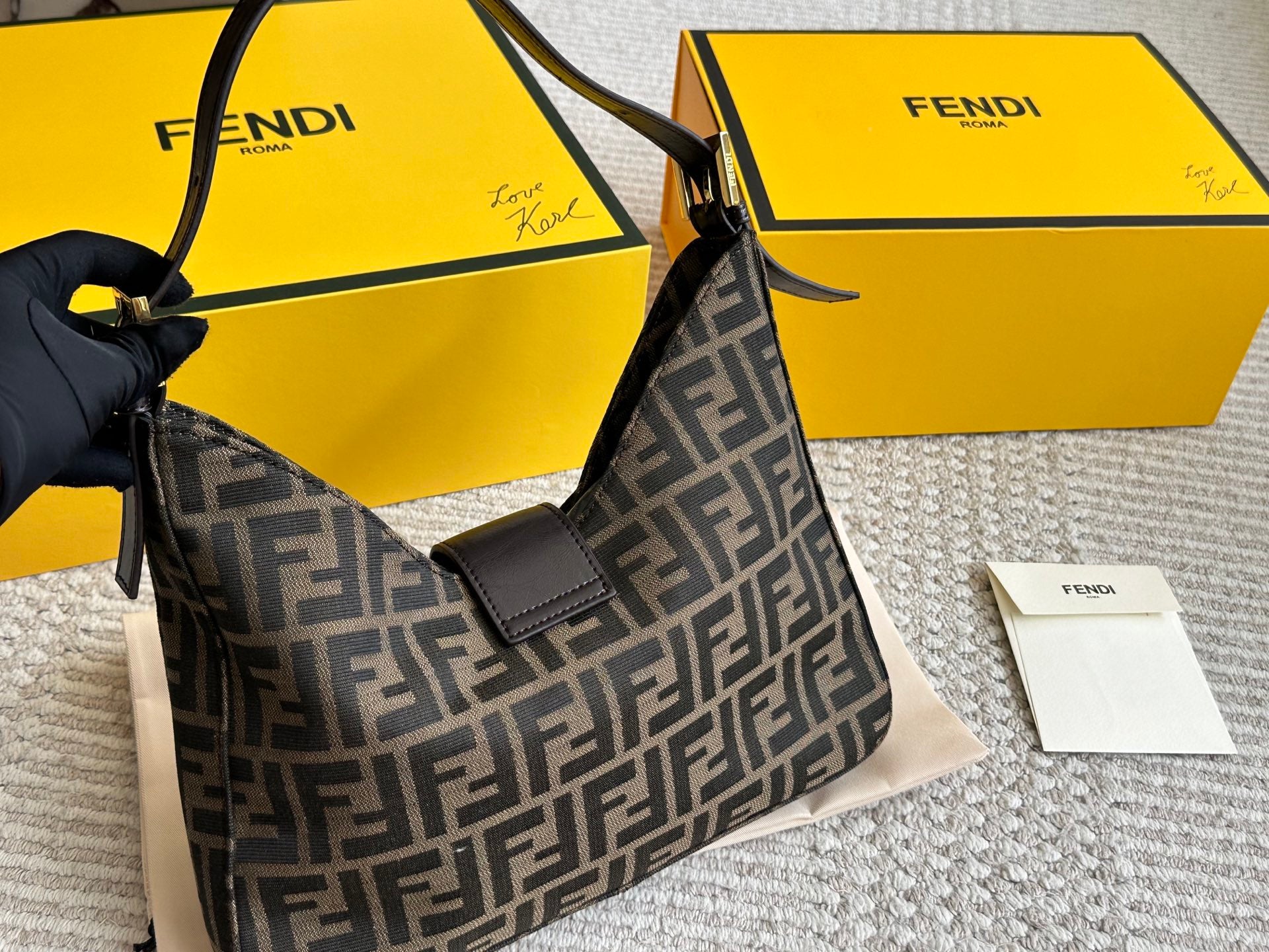 Fashionable single-shoulder Baguette Bag 0725090902