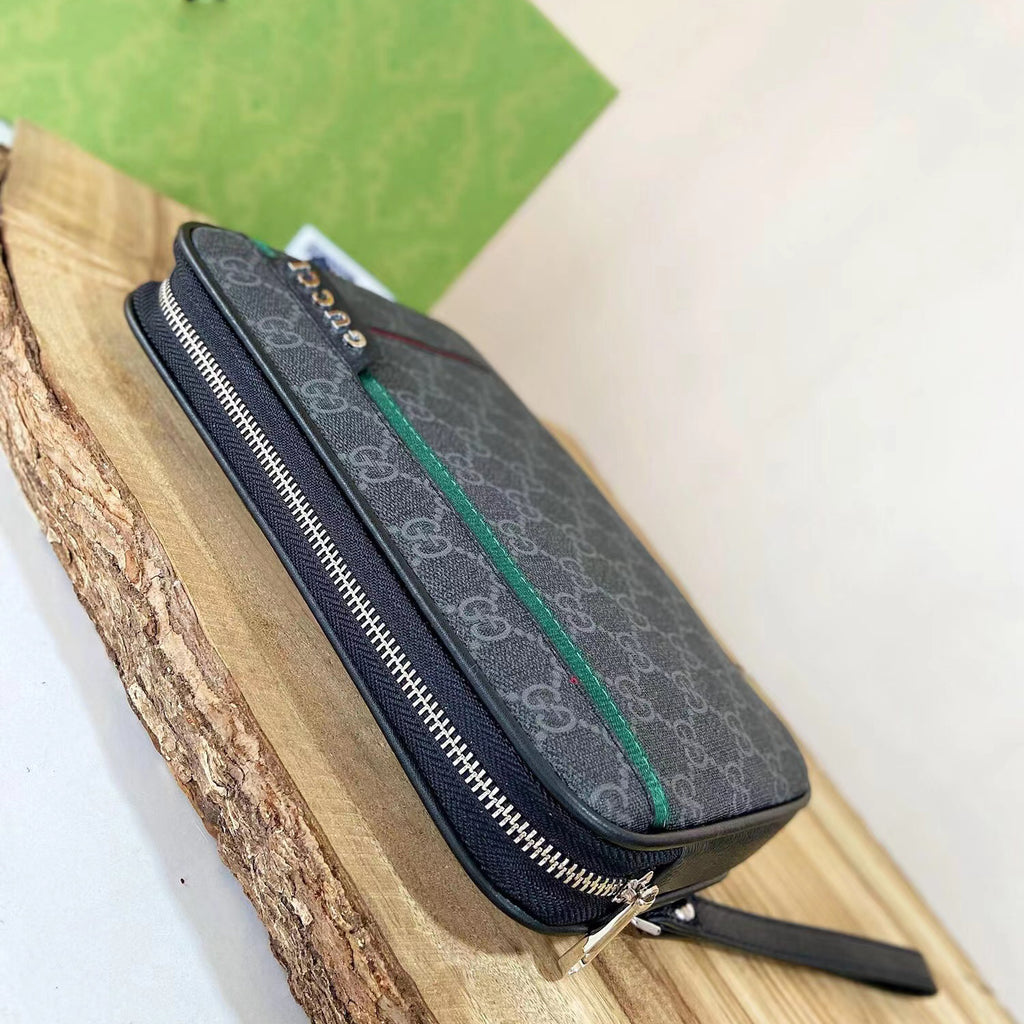Classic Clutch 001