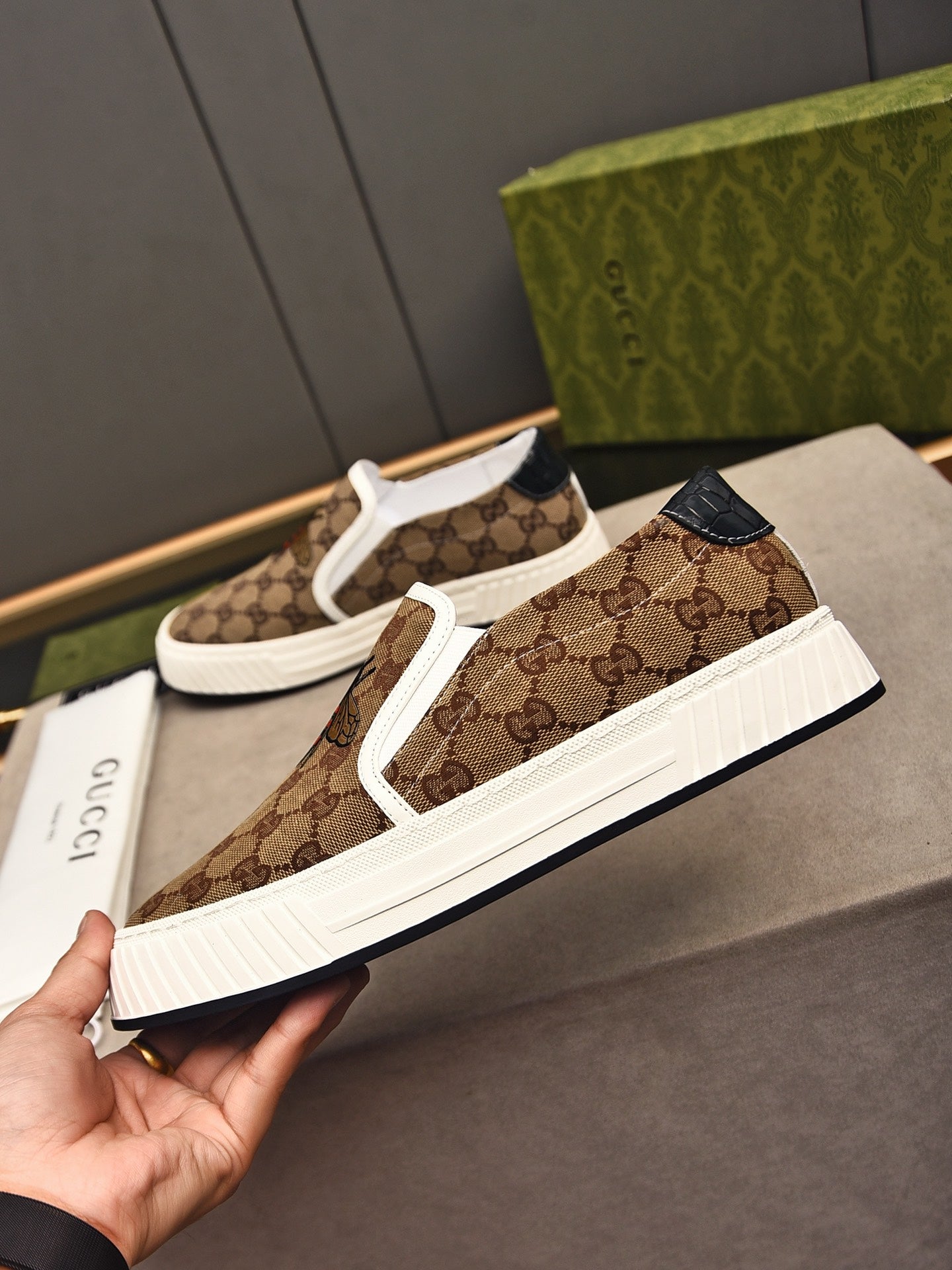 fashion breathable printed slip-on shoes 0725040703