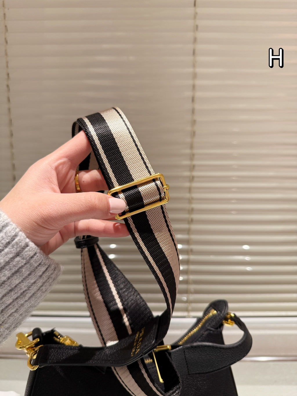 P Vintage Suede Leather Bag 0724120507