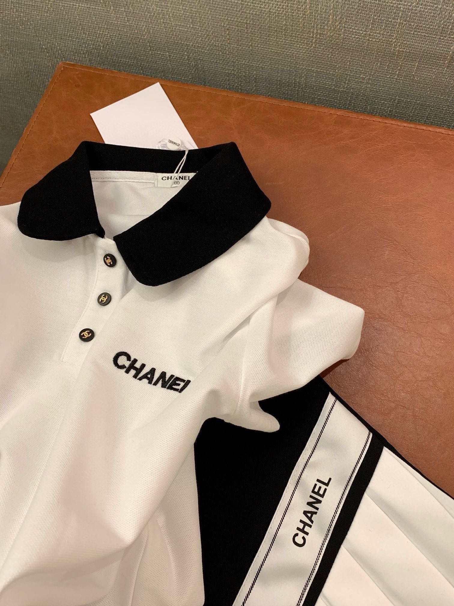 suit letter embroidery contrasting color polo collar short-sleeved T-shirt 0724050903