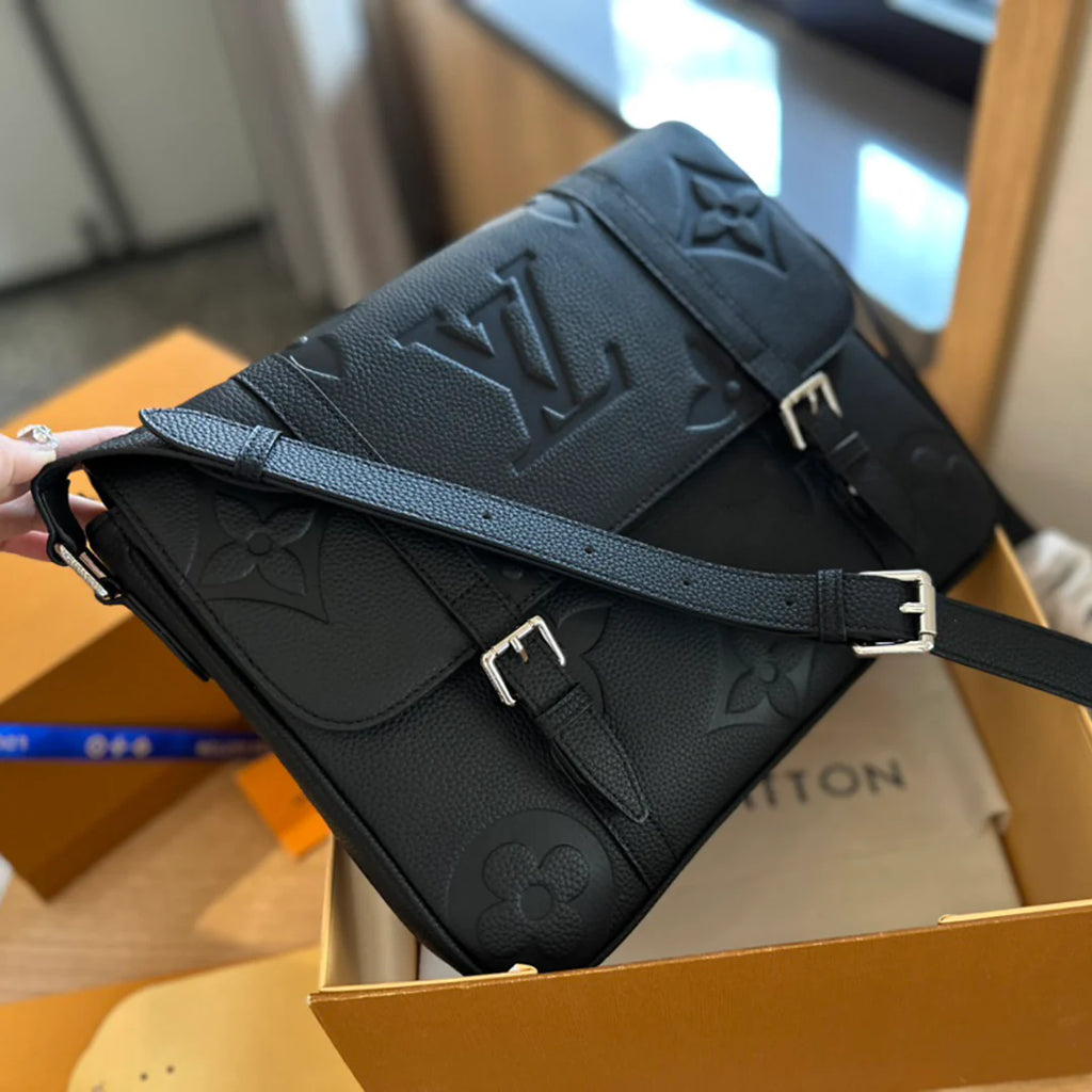 Men's New Versatile Cowhide Relief Postman Bag 1024032634