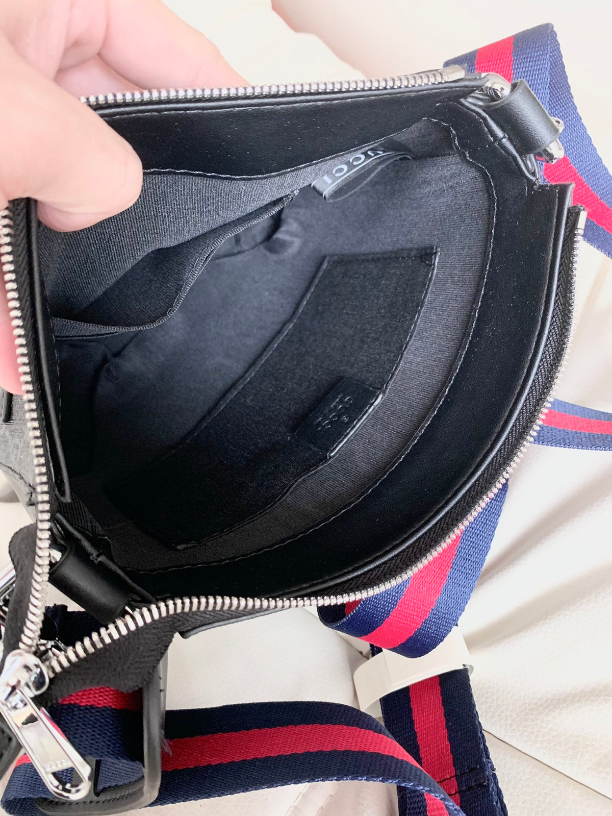 G Fashionable men's single-shoulder crossbody bag 0725061801