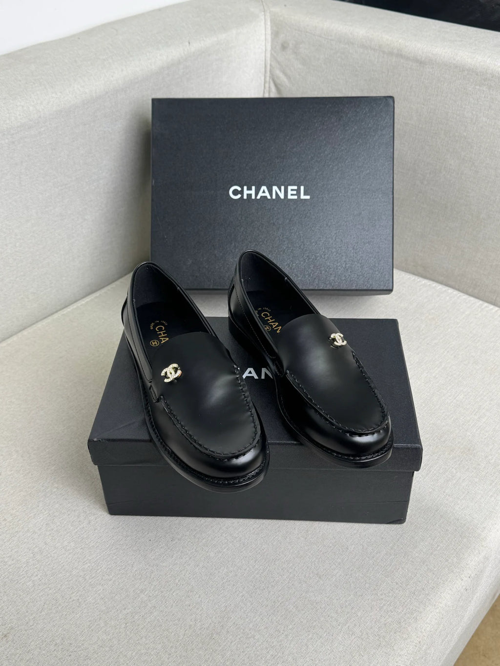Women's Black Leather CC Logo Slip On Loafers