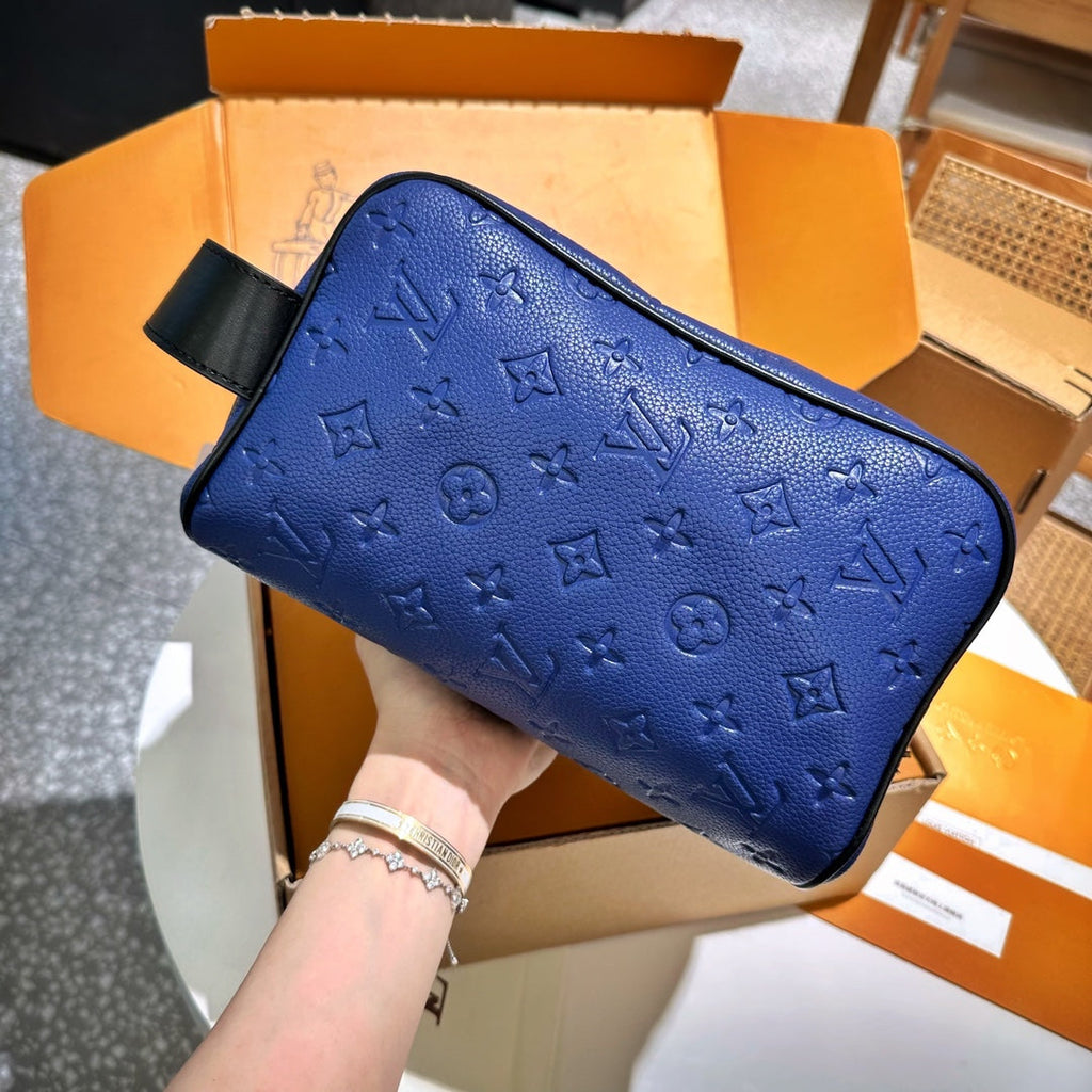 Fashion new hand toiletry bag CWT1023081101