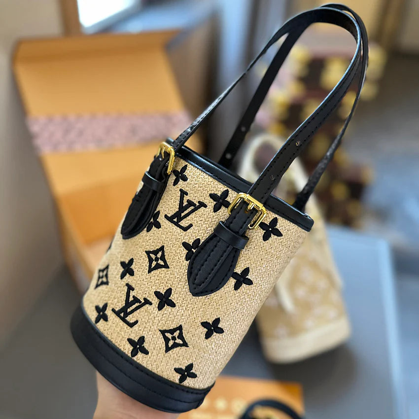 New Grass Woven Mini Bucket Bag 1024070909