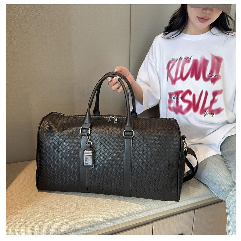 Fashion Travel Bag Large Capacity Portable Sports Crossbody Bag 1024060501