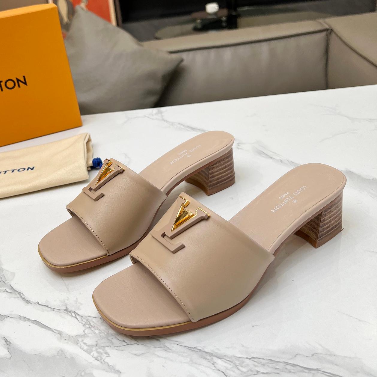 L25ss new thick heel slippers 0725072104
