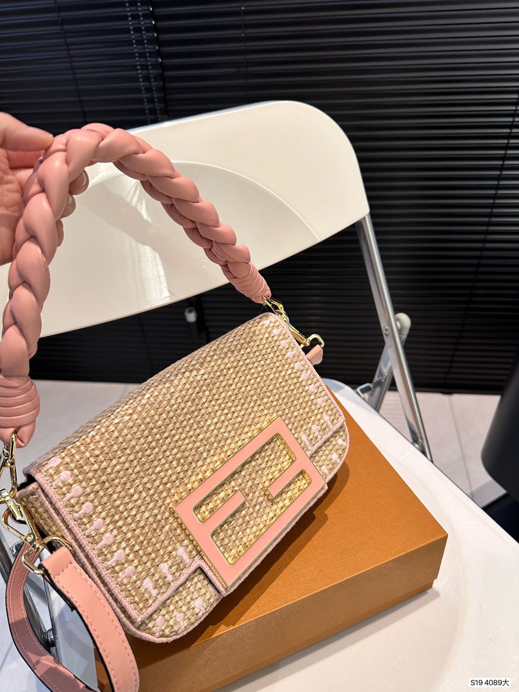 summer fashion woven clutch 0724041116