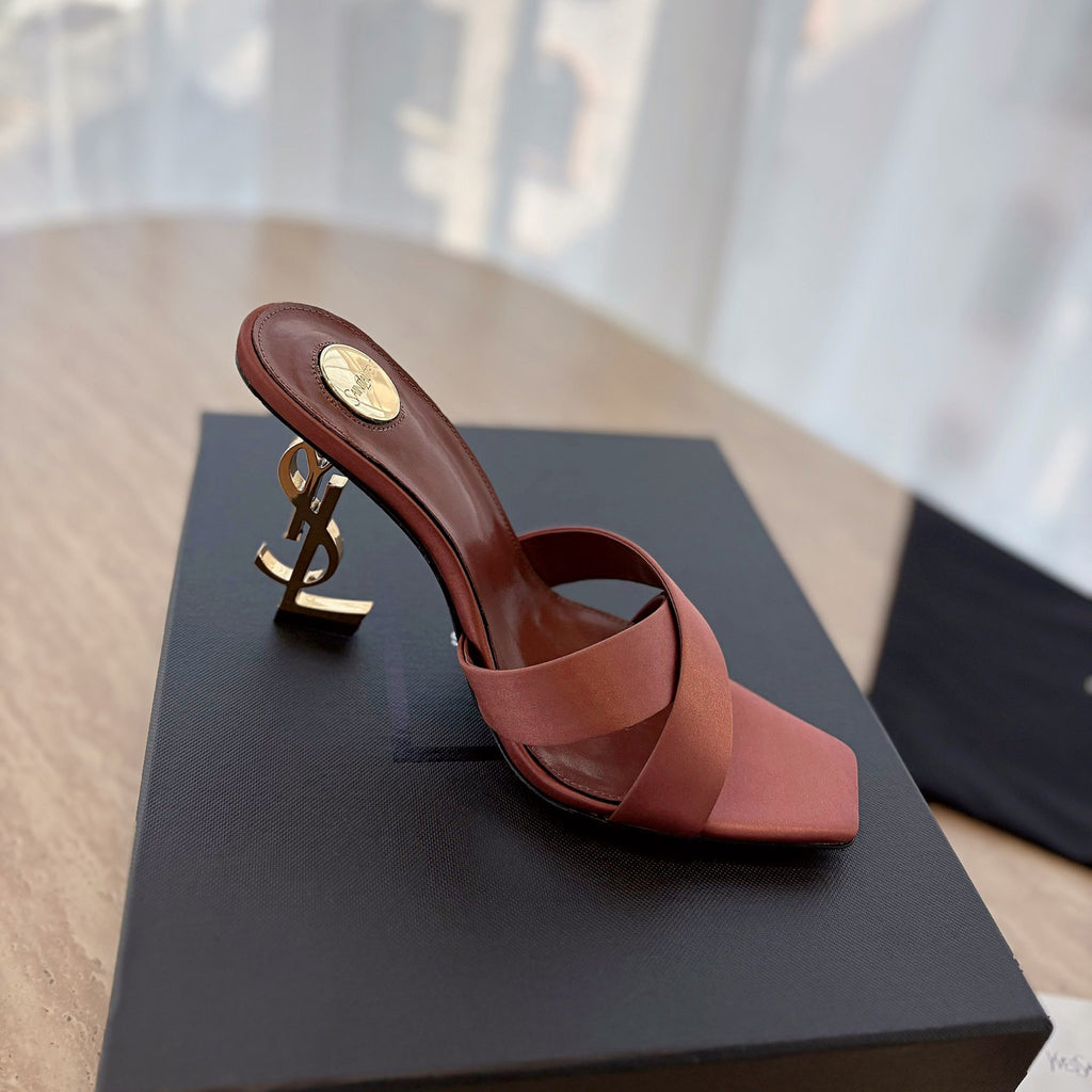 Women's stylish luxury  high heels