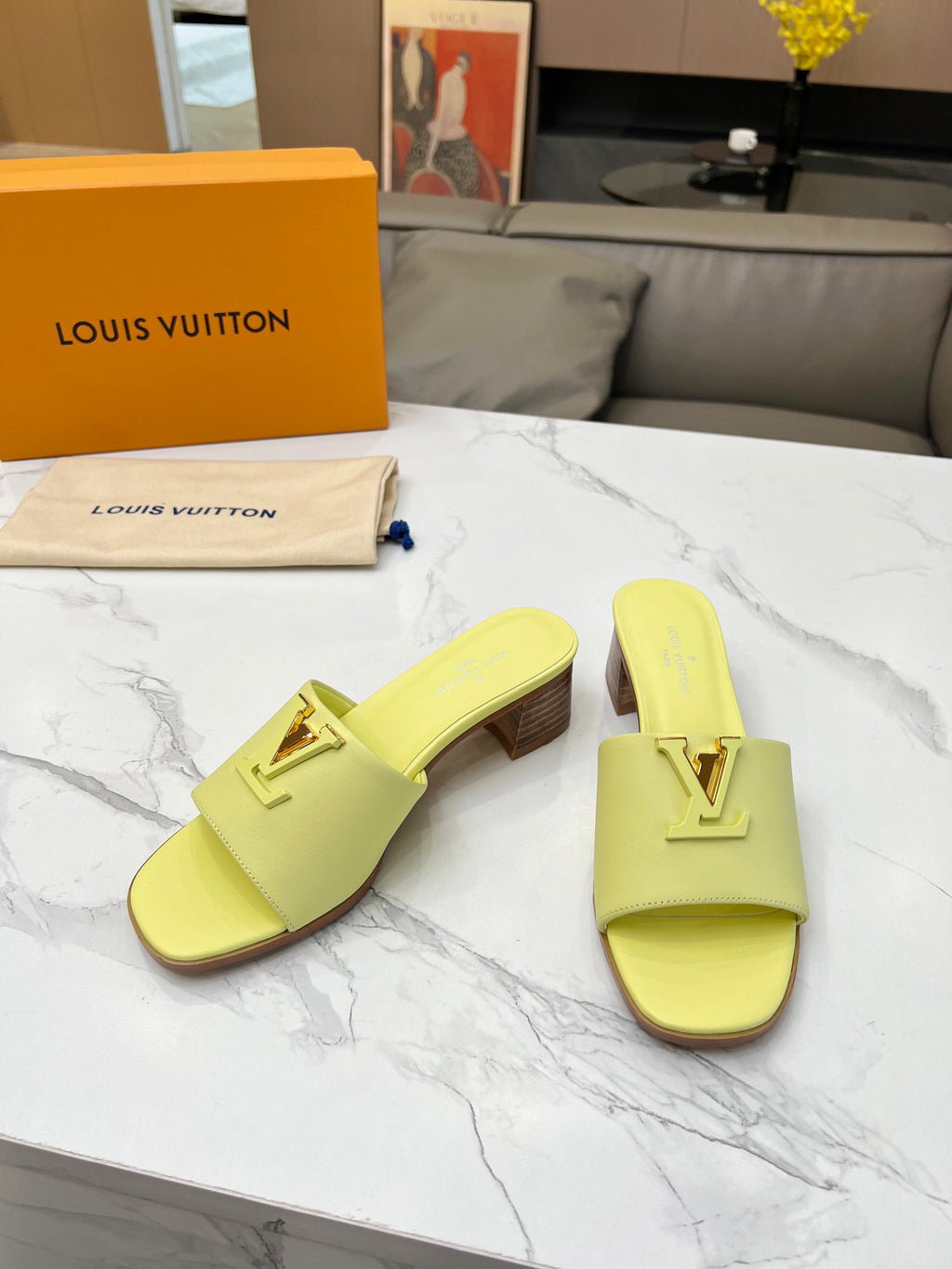 L25ss new thick heel slippers 0725072104