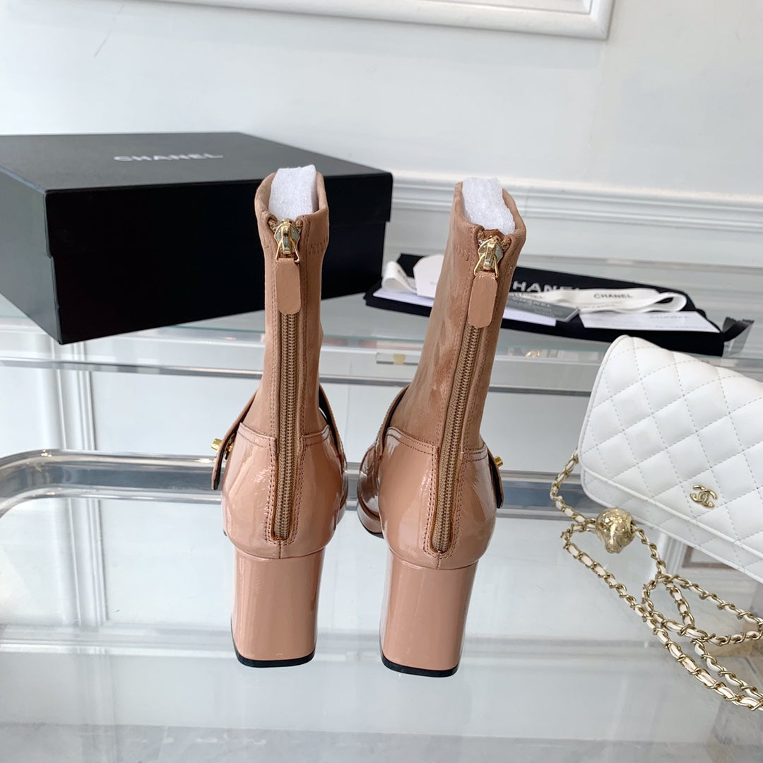 Fashionable Leather and Suede Boots 0724102318