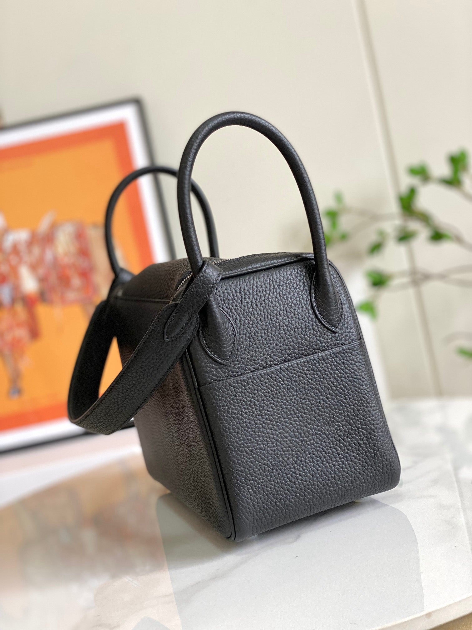 H Classic Handbag Lindy Bag 0724101018