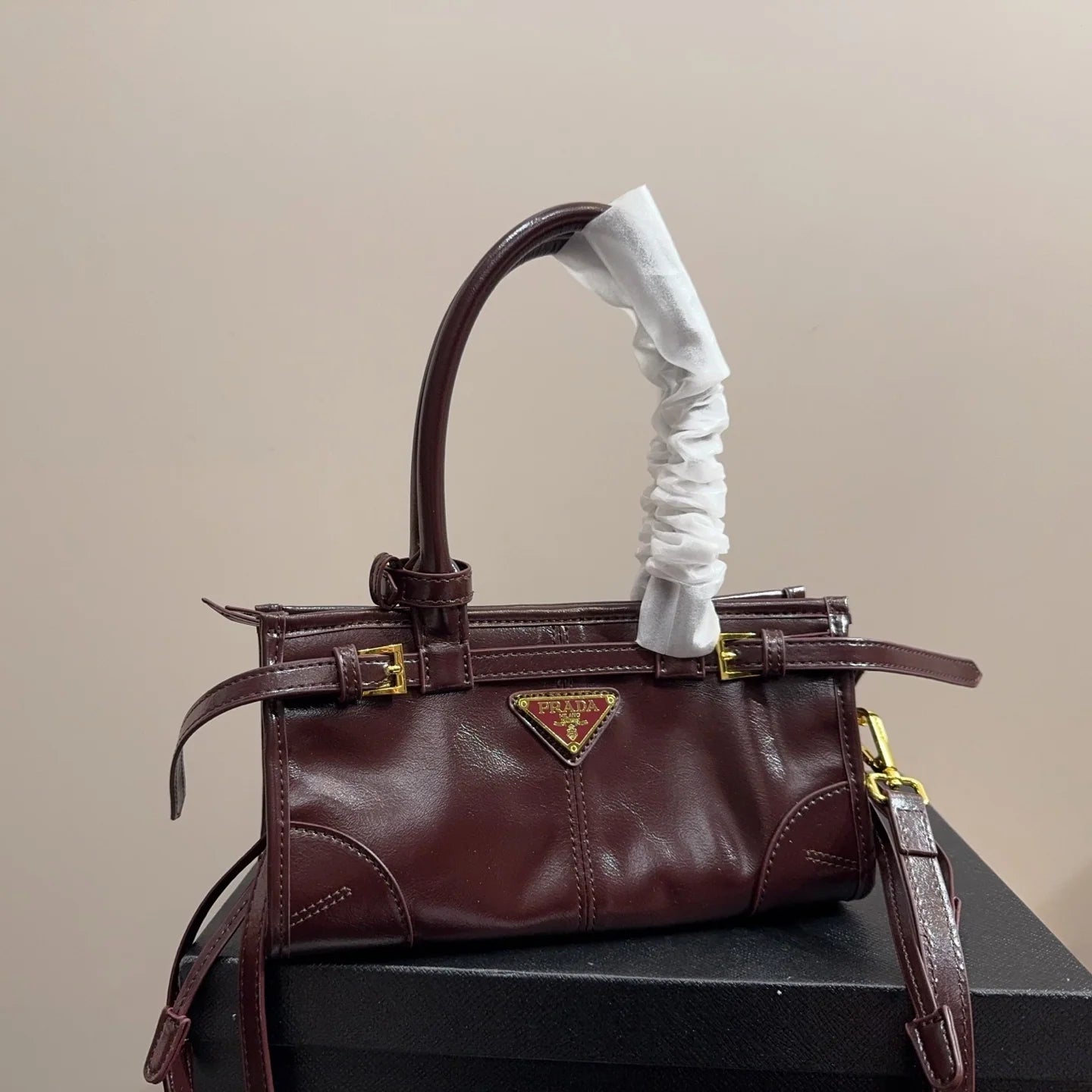 High-end design handbag 1426011304
