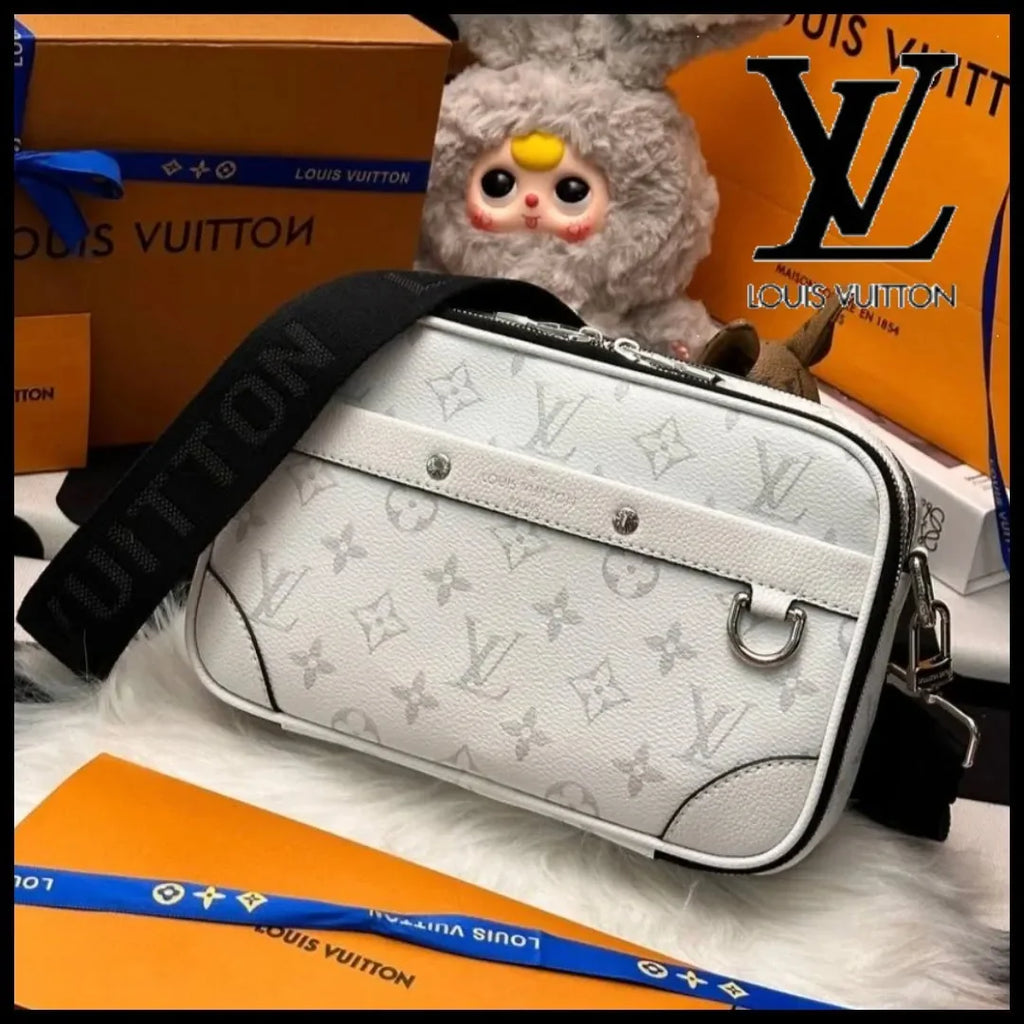 Stylish Removable leather Bag JP0625103002