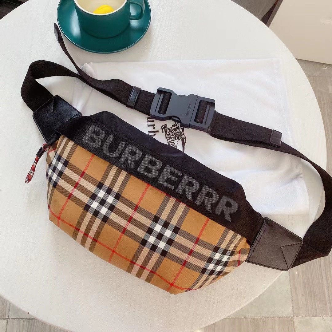 B Fashion chest bag fanny pack XC1823081802