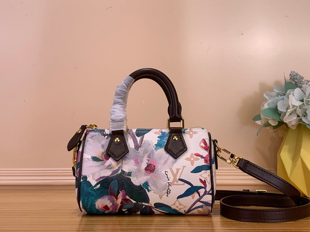 L & V Stylish Cowhide Flower HandBag M0726051903