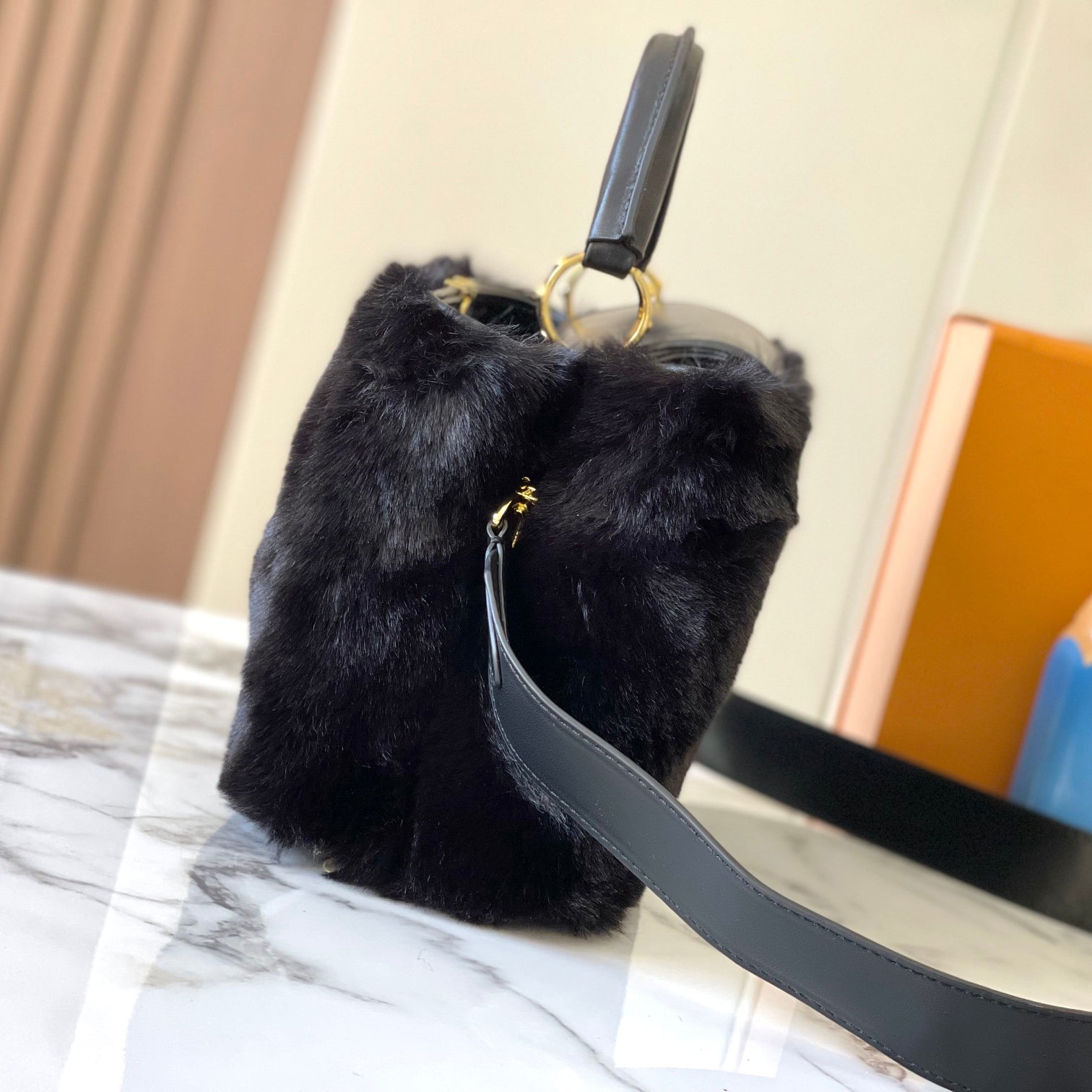 Luxurious mink fur shoulder and crossbody bag XC0723112701