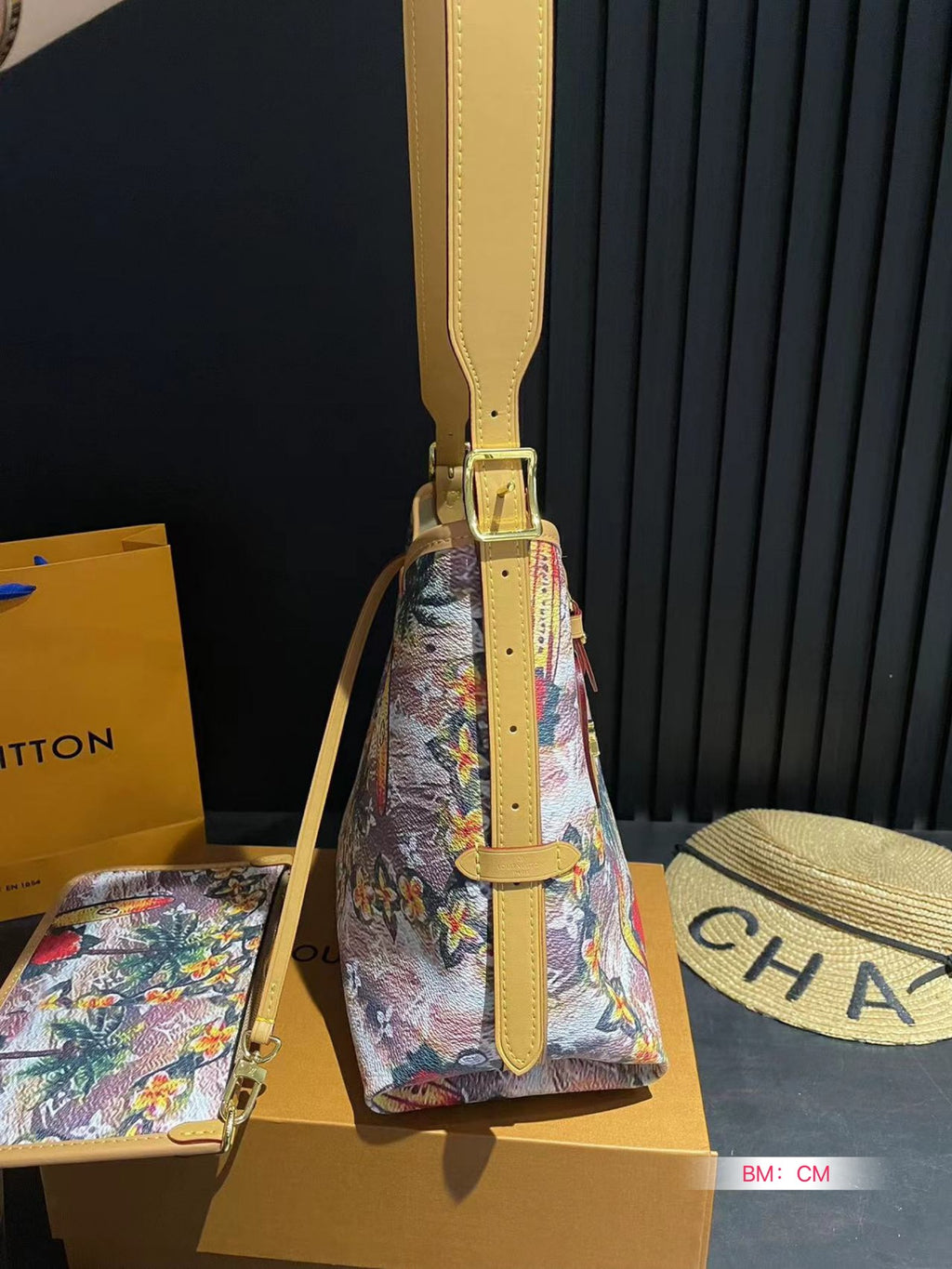 V new commuter fashion shoulder bag 0724061201