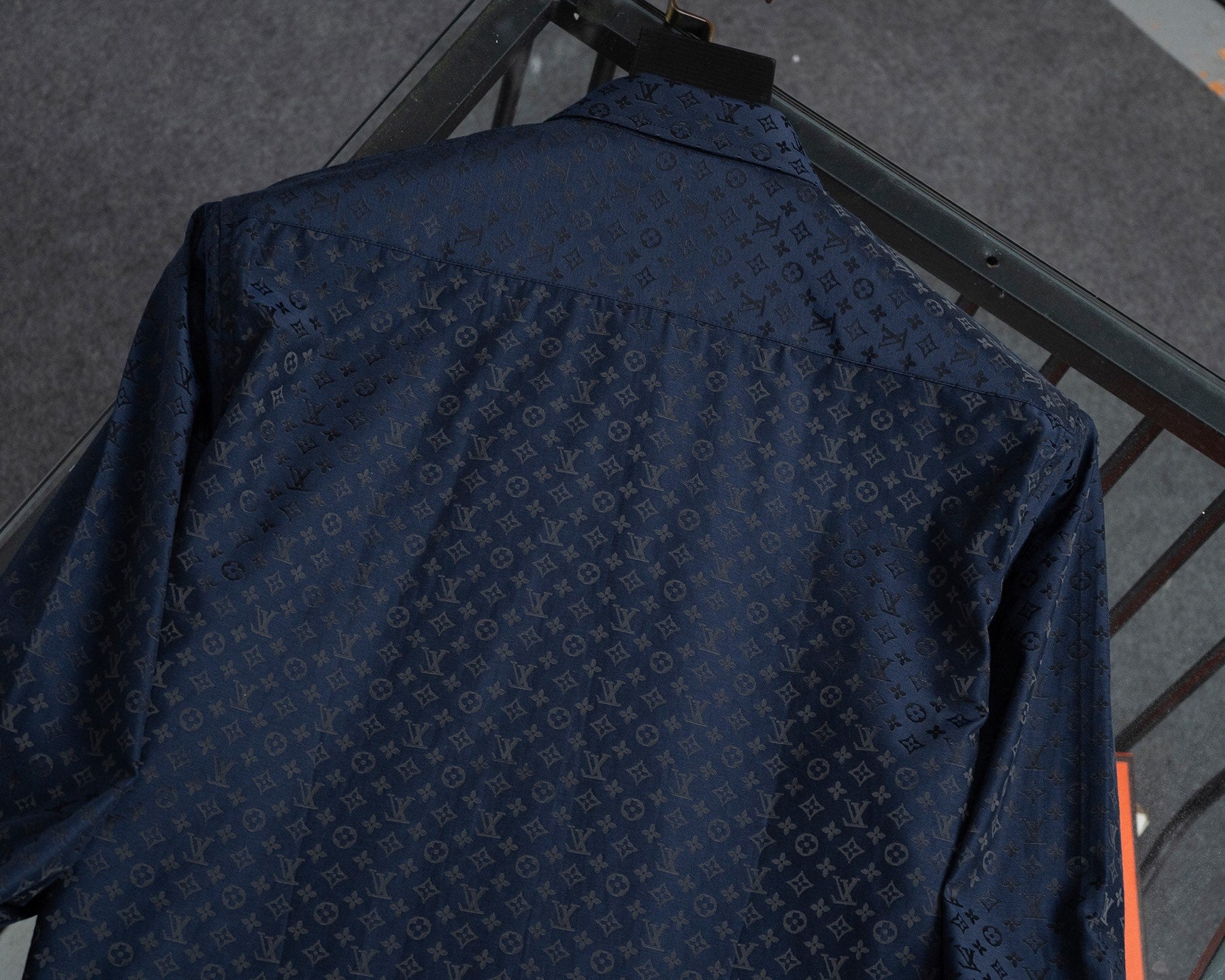 L fashionable printed all-cotton lapel shirt 0725092601