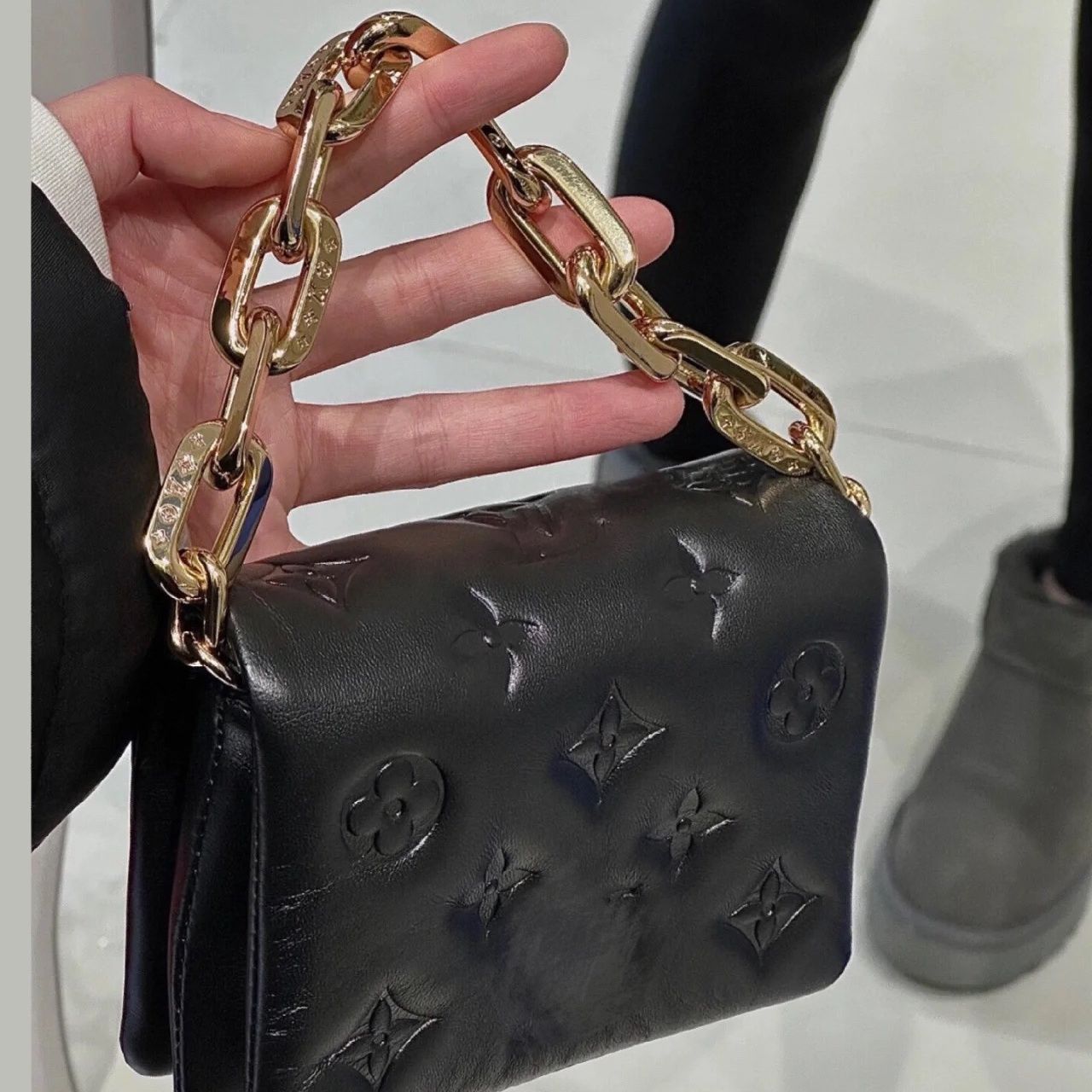 New Versatile Fashion Commuter Shoulder Bag PD10062921