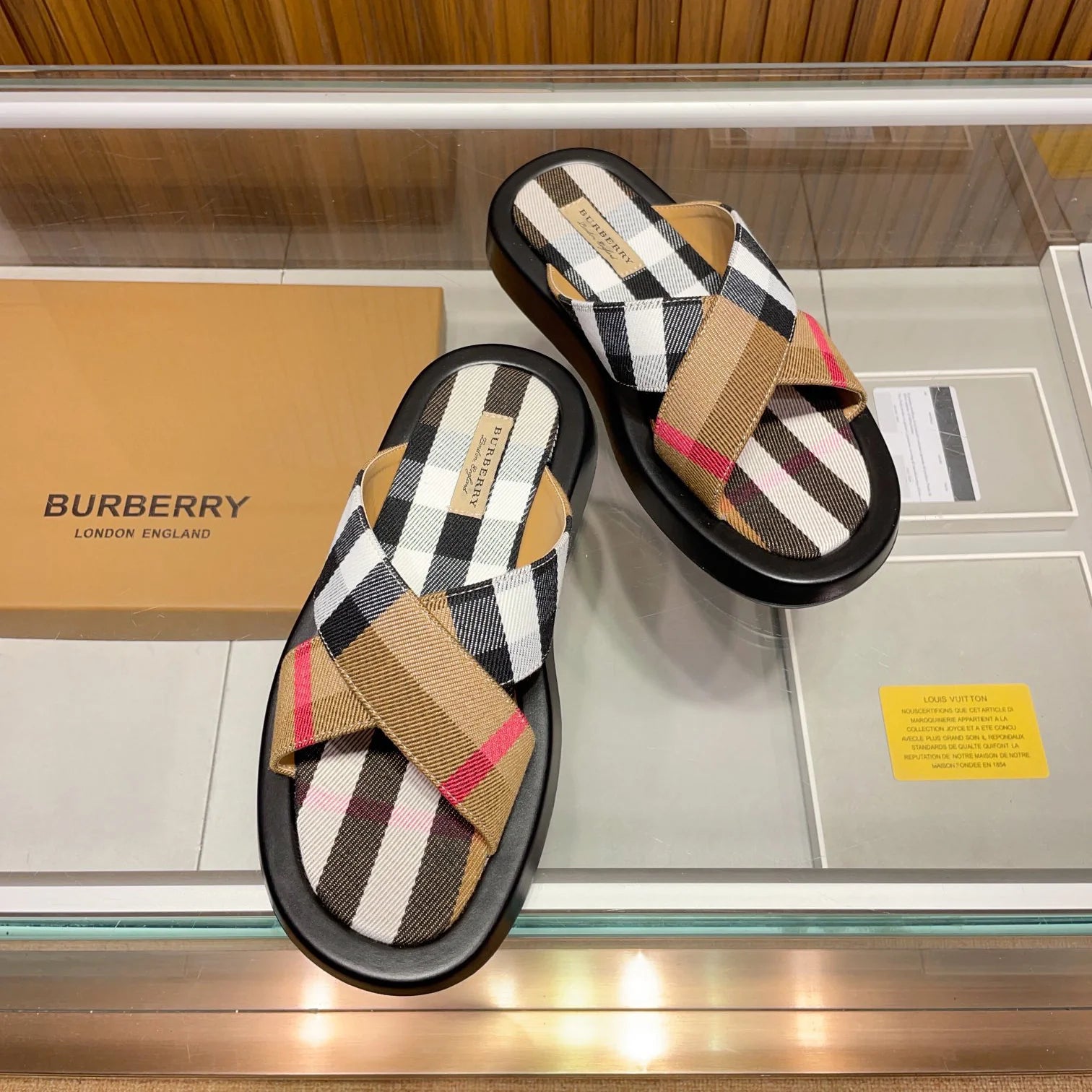 Classic Men's Slippers 1025051220