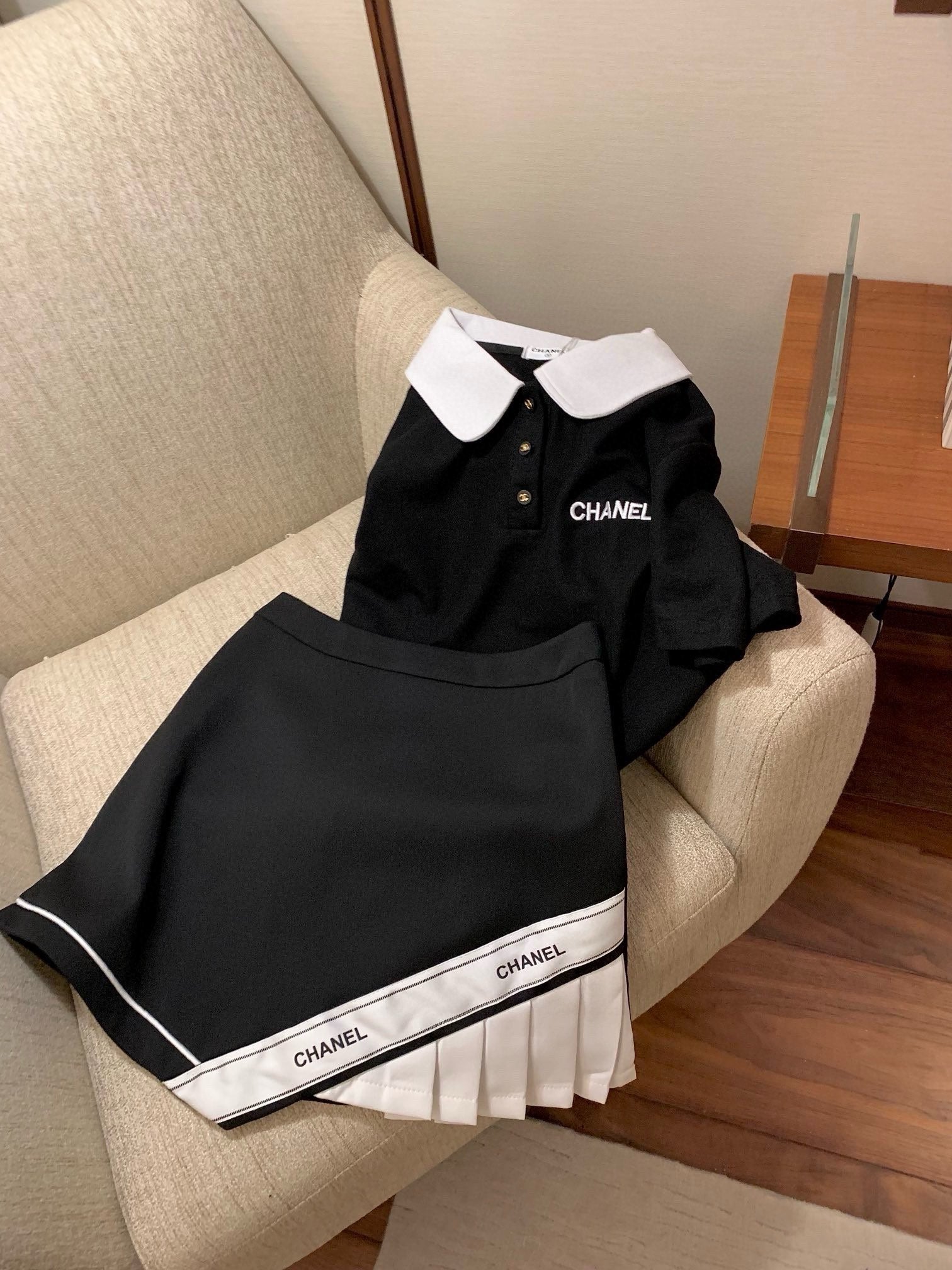 suit letter embroidery contrasting color polo collar short-sleeved T-shirt 0724050903