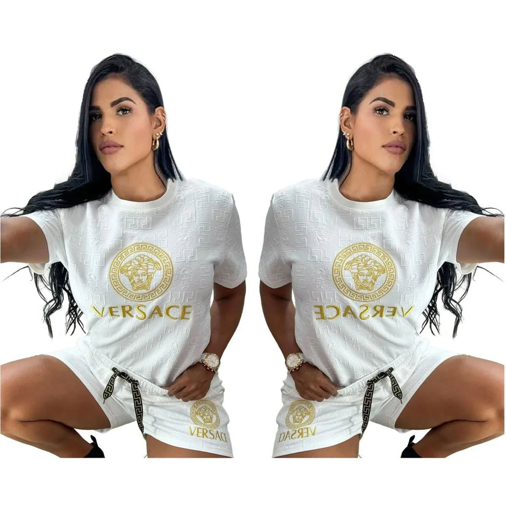 Fashion Trend New Embossed Short Sleeve Shorts Suit 1024062107