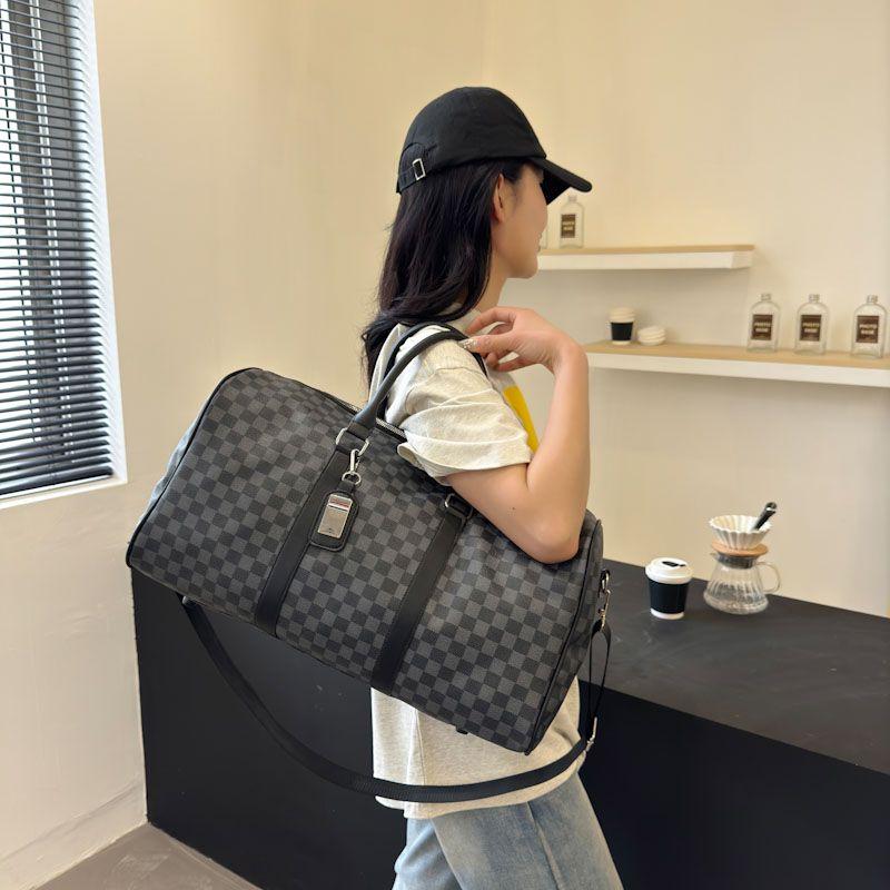 Fashion Travel Bag Large Capacity Portable Sports Crossbody Bag 1024060501