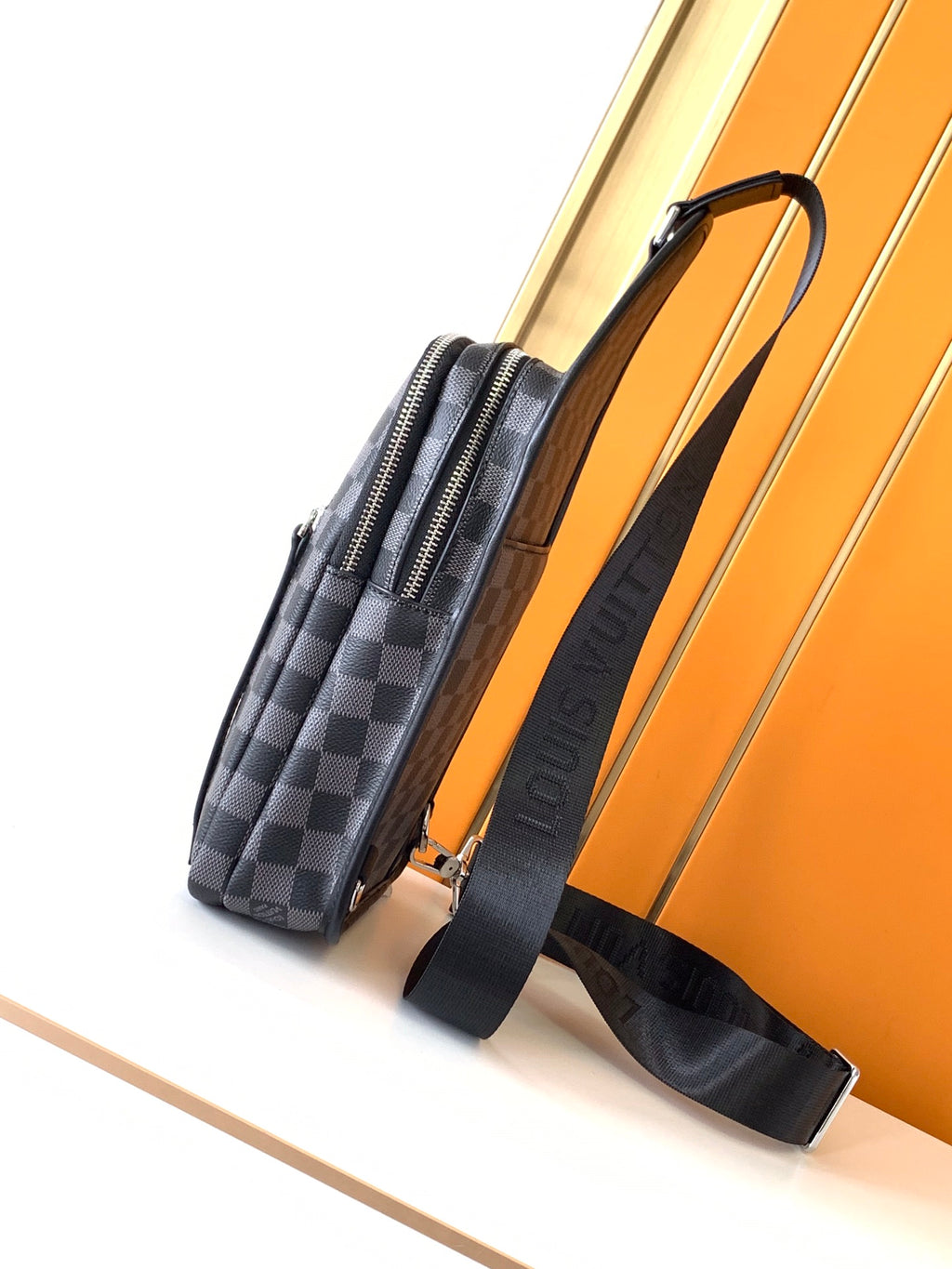 L fashion checkered chest bag 0725052705