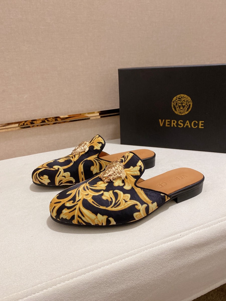 VS Men's Fashion Closed-Toe Slippers 072605802