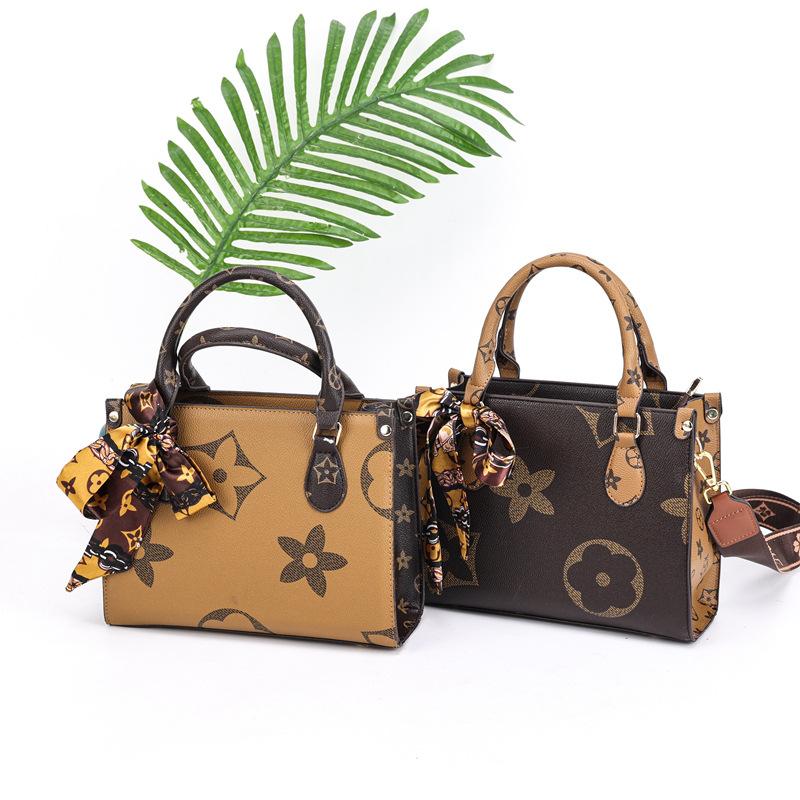 Presbyopia light luxury silk scarf crossbody bag 0823112812