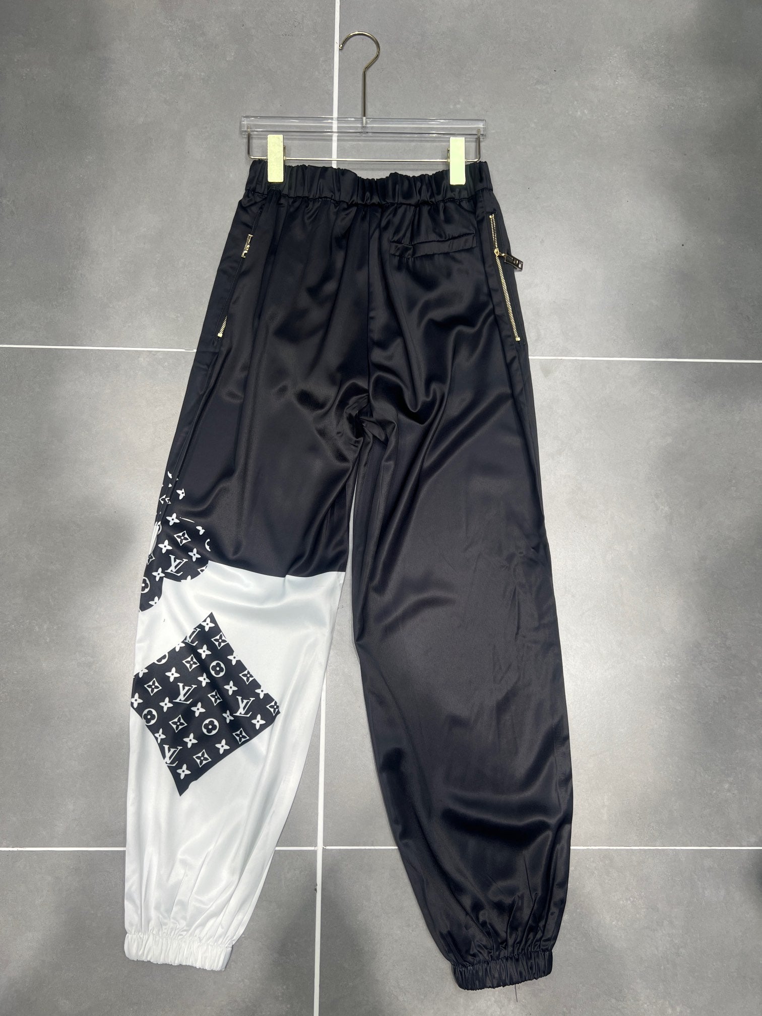 ladies suit 475557