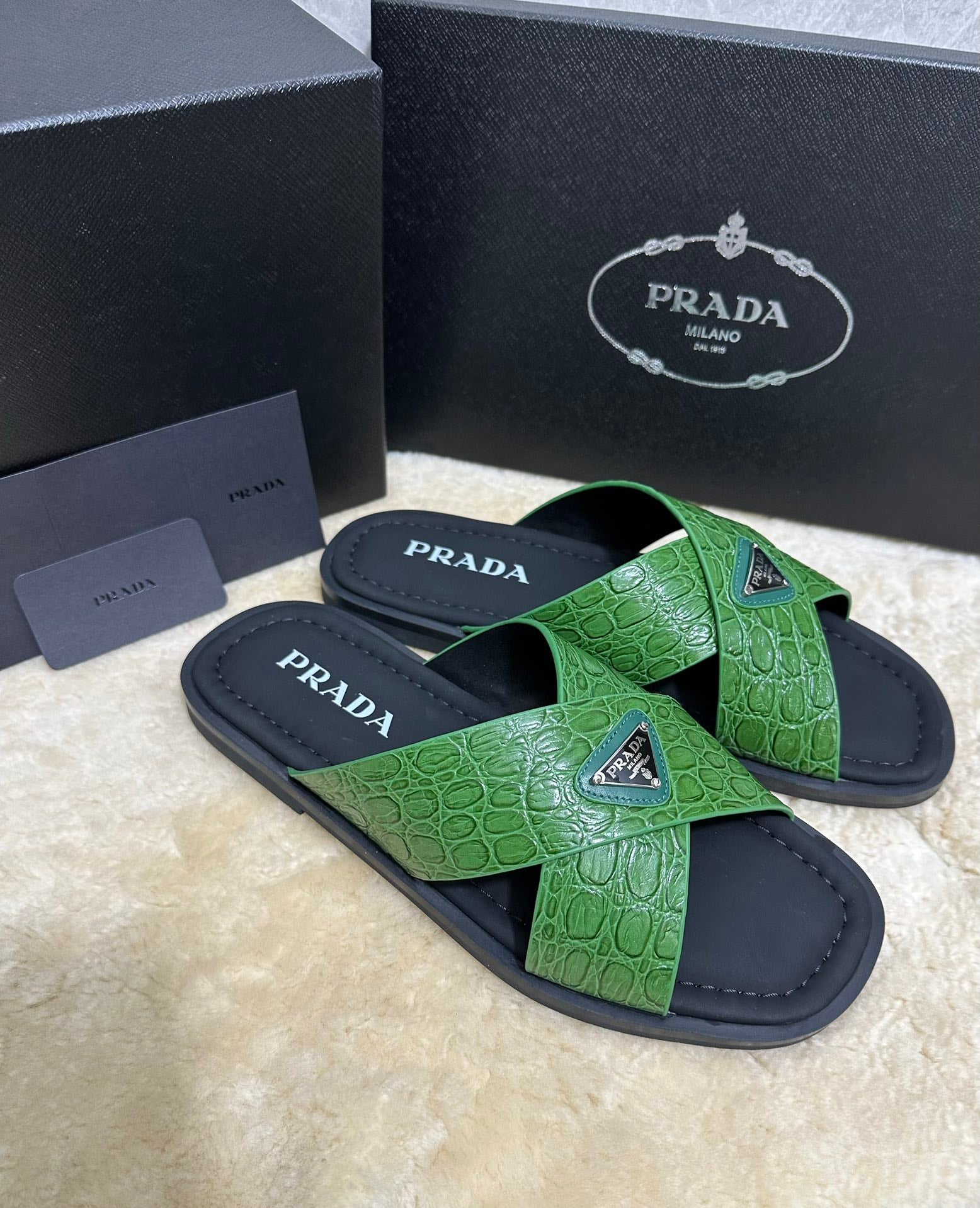 Pr Men's Crocodile Leather Slippers 0726042102