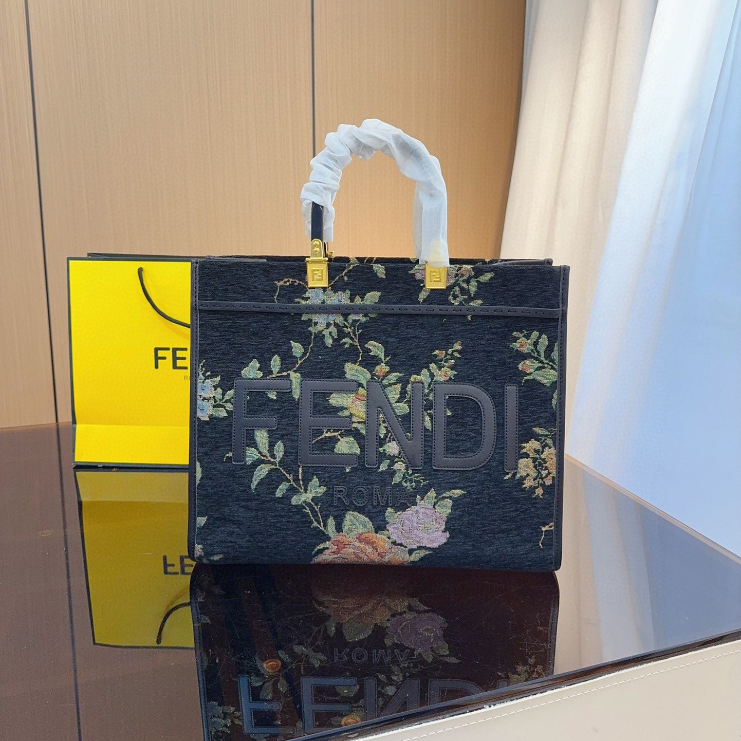 Embroidered floral tote bag 1824040707