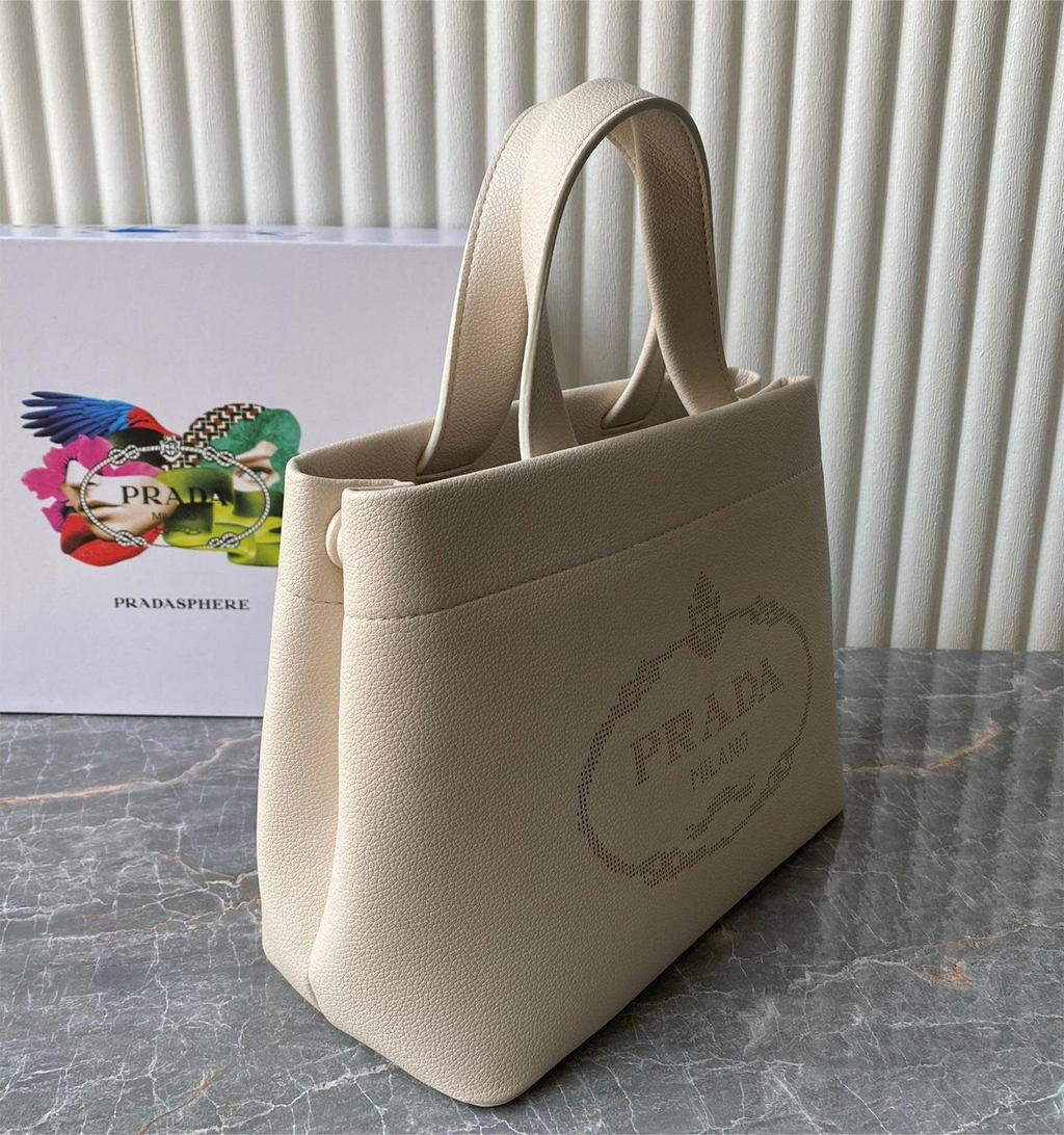 P Handbag Small Tote Bag 0725031314