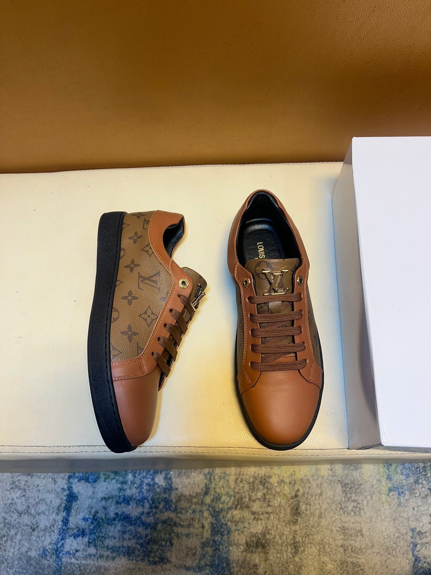 Men's stylish modern sneakers XC0723113005