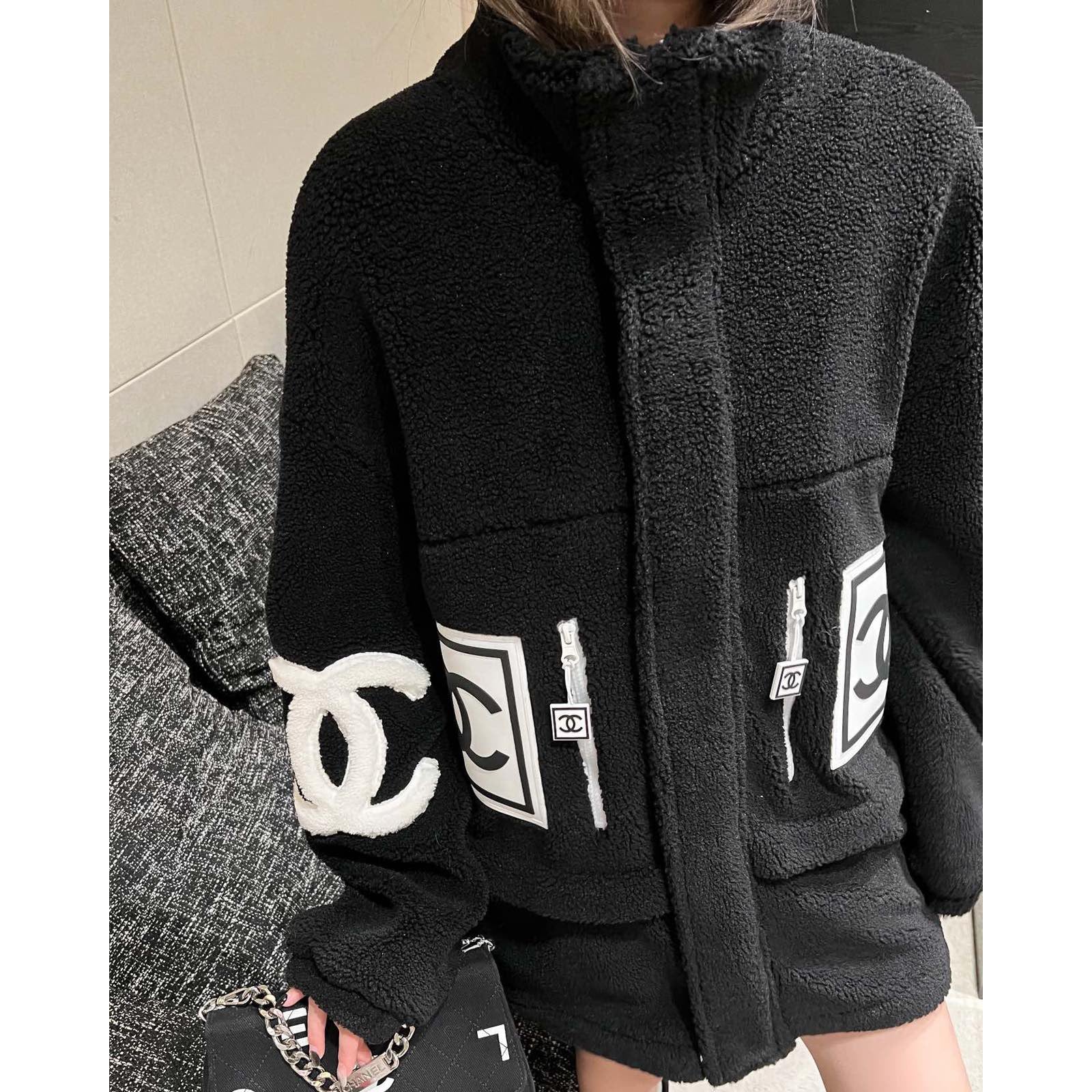 fashionable lambswool jacket XC0723111403