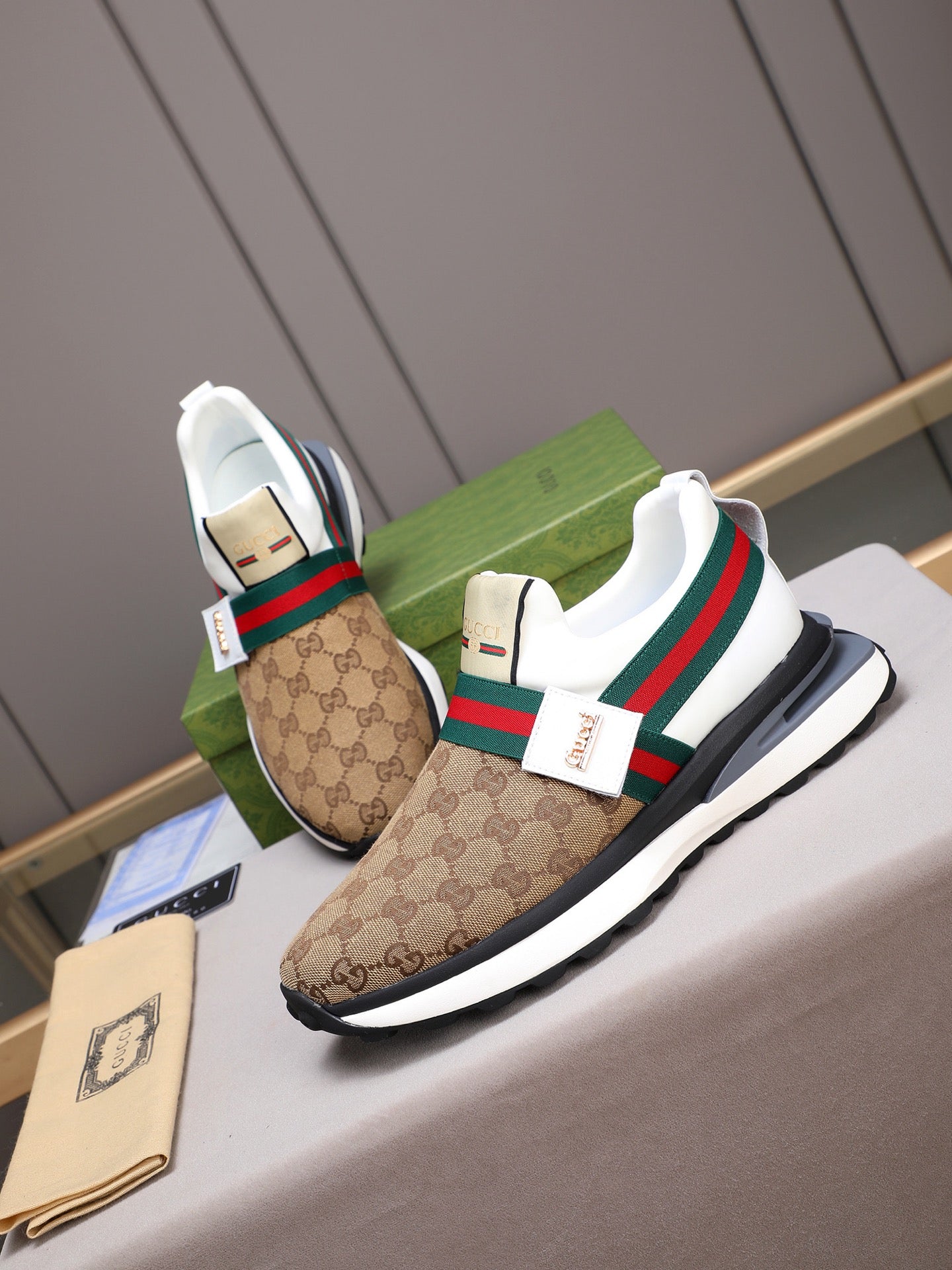 new fashionable printed sports shoes 0724091601